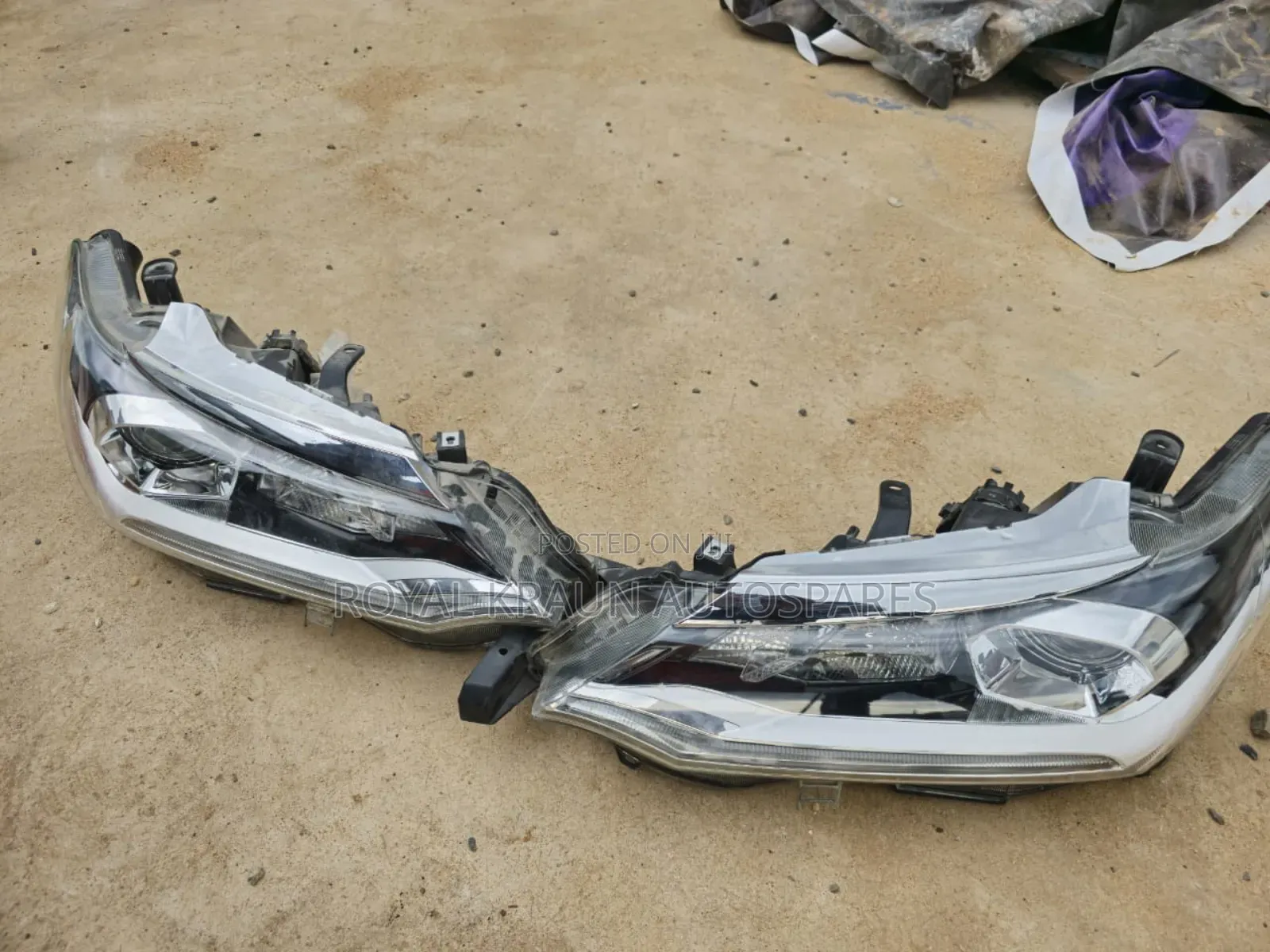 Toyota Fielder/ Axio Xenon Led Headlights