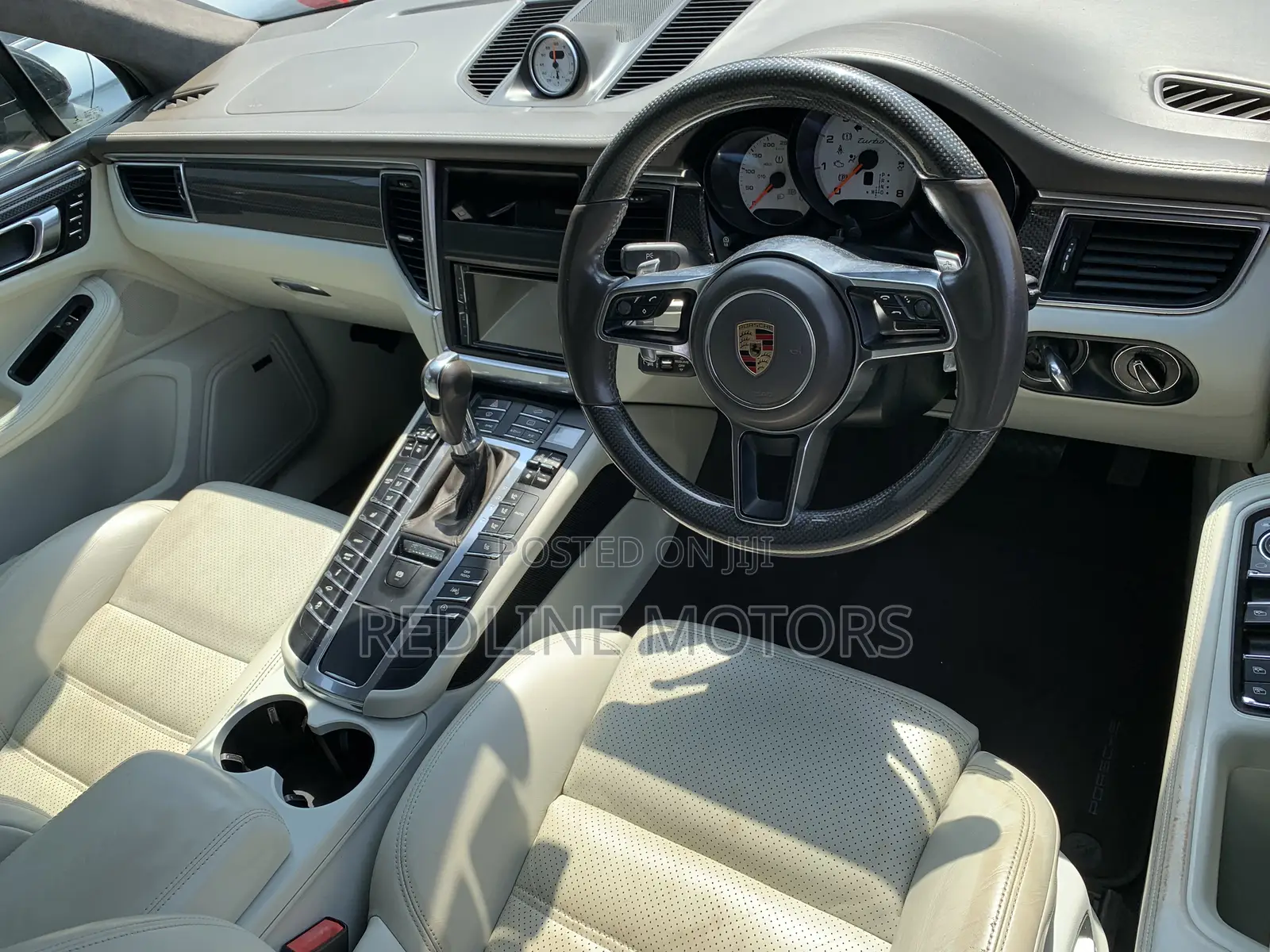 Porsche Macan Turbo 2016 Black