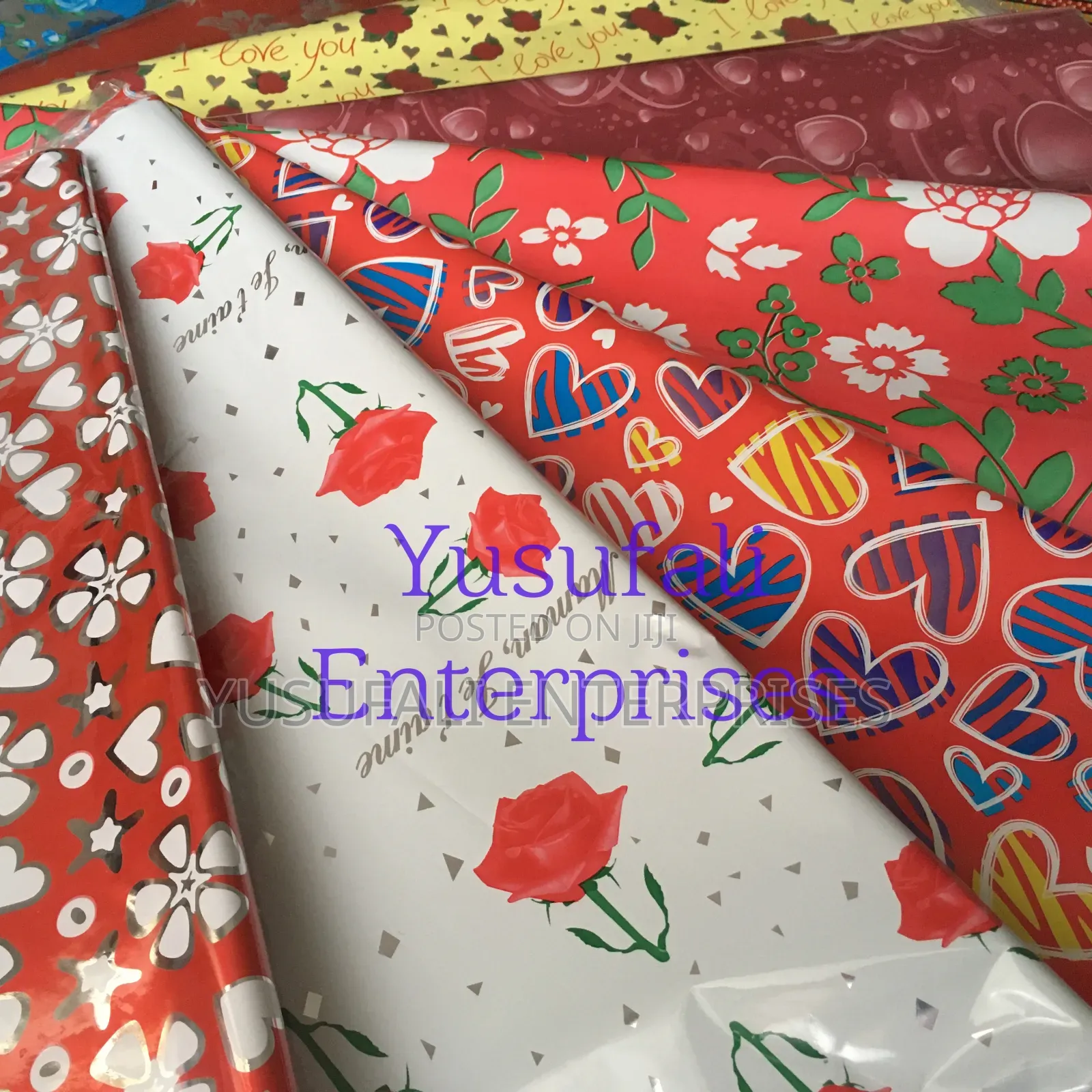 Gift Wrapping Papers in Wholesale. Metallic.