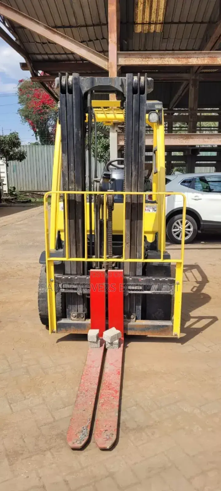 Forklift Services ( 3 to 15 Tonnes)