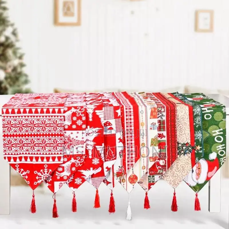 Christmas Knitted Fabric Tablecloth Runner With Tassels