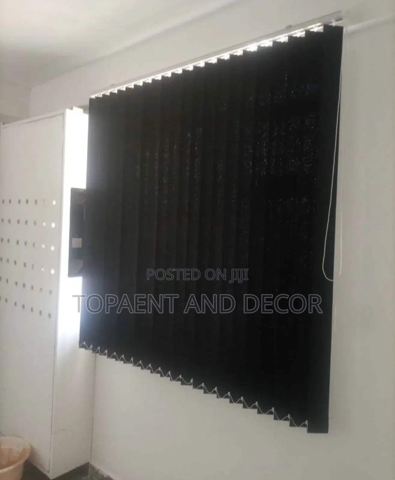 Total Privacy and Comfort Vertical Window Blinds