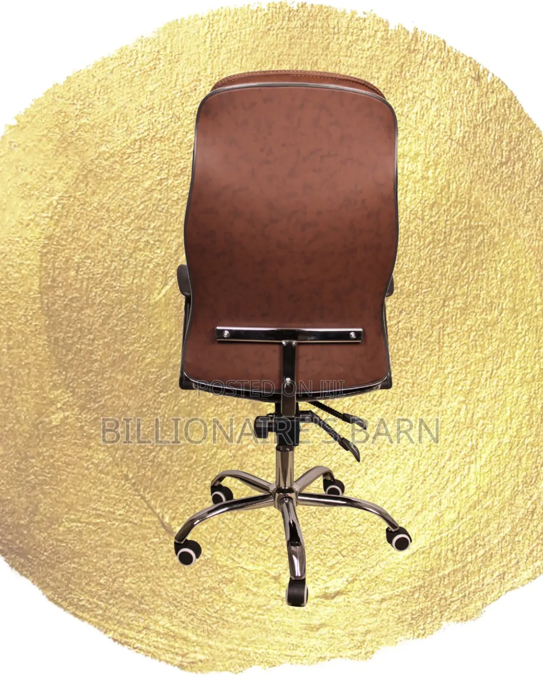 Minimal Ergonomic Executive Leather Chair | Padded Armrests