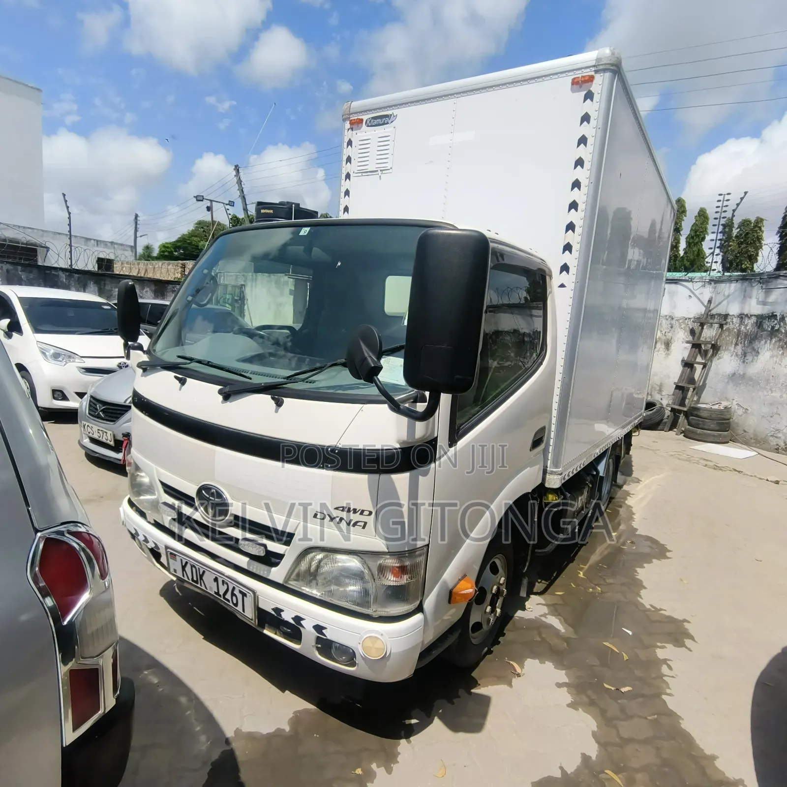 Toyota Dyna 2016 White