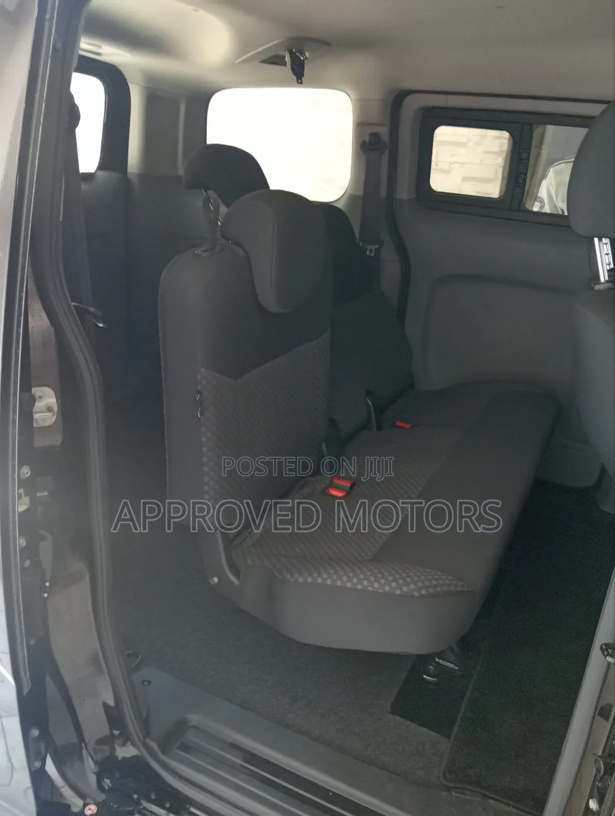 Nissan Caravan 2019 Black