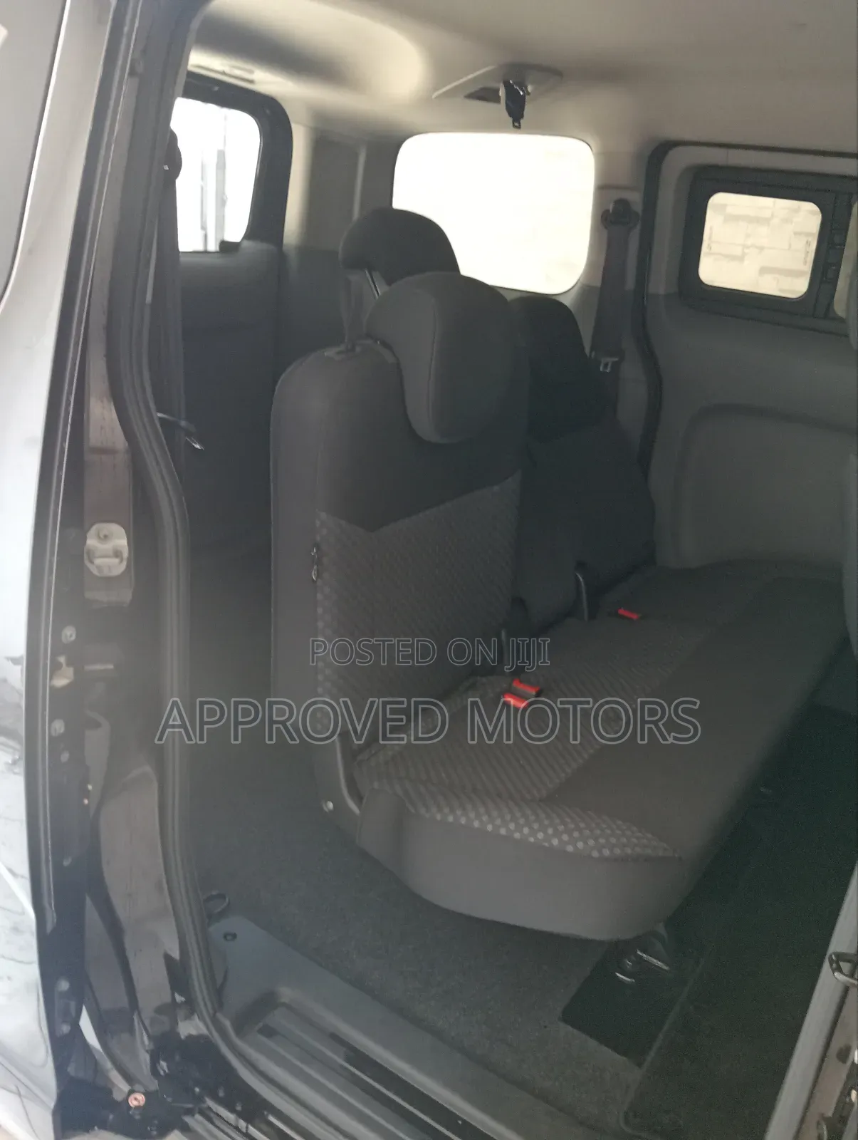 Nissan Caravan 2019 Black