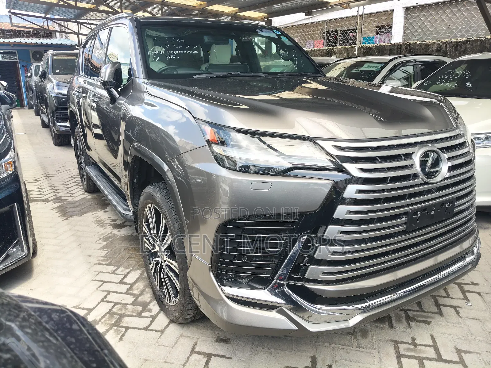 Lexus LX LX 600 2022 Gray