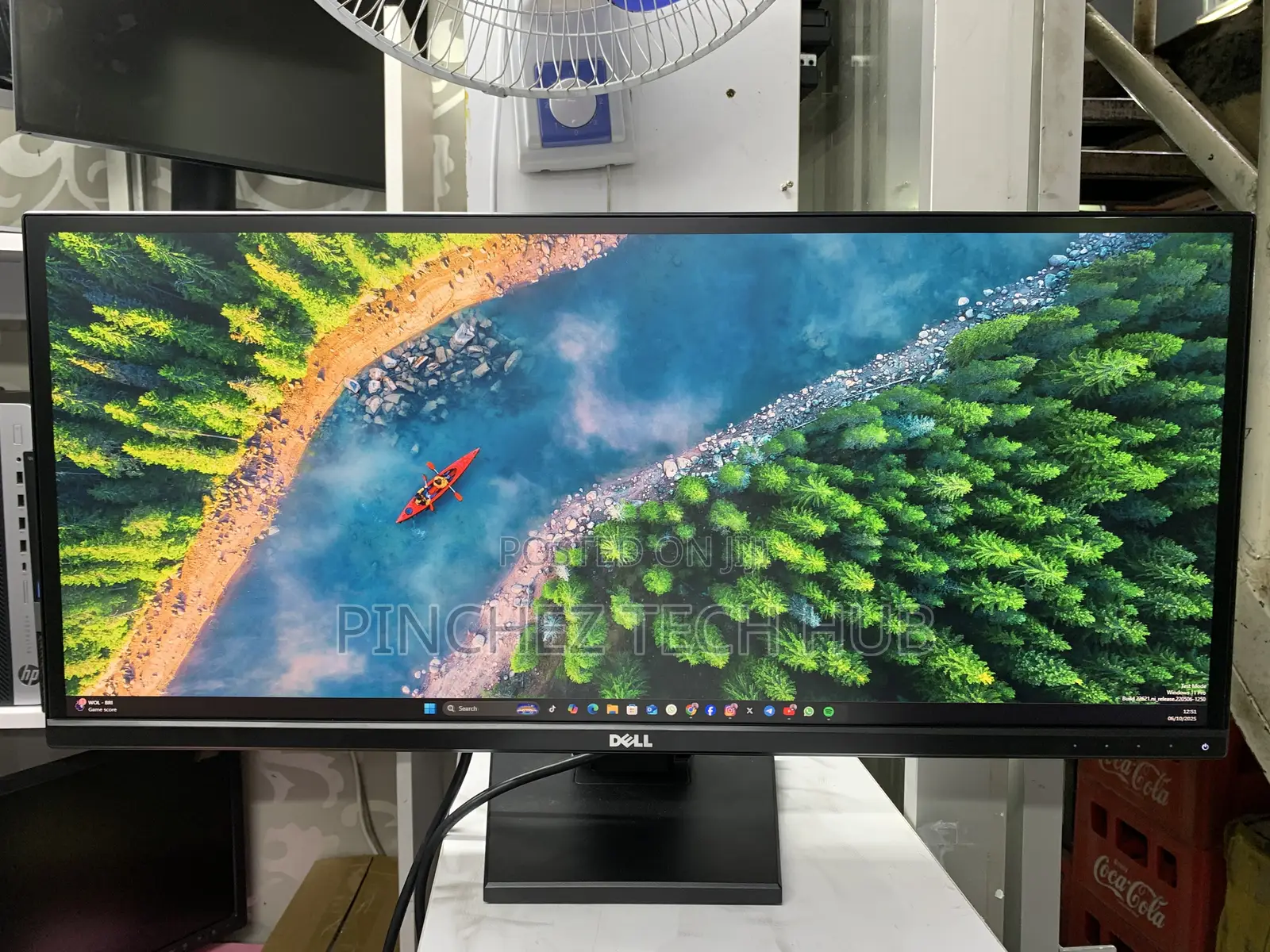 Dell U2913wm 29-Inch Ultra Wide