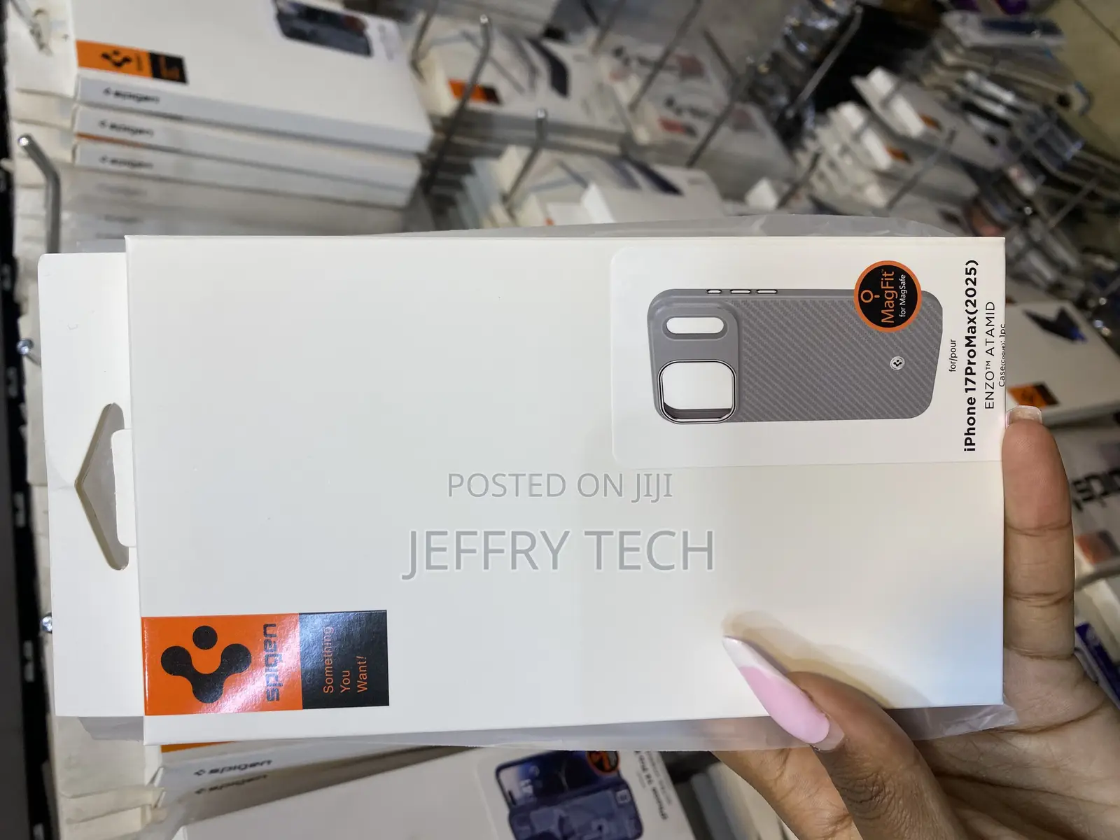 Kilein Spigen Enzo Aramid T Magfit Designed for iPhone 17 Pro Max