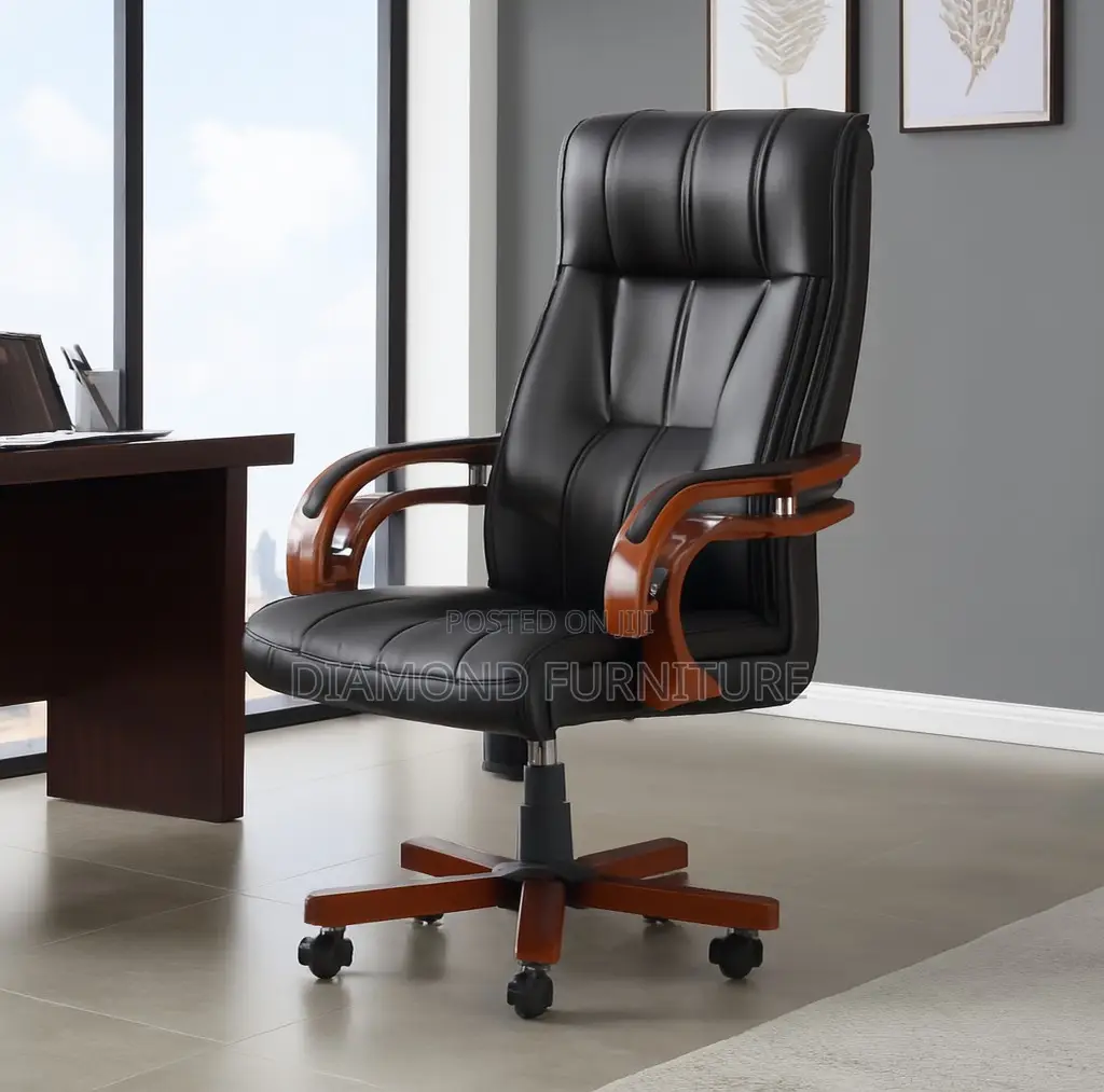 Office Furniture; {Executive Director’S Premium Leather Office Chair}