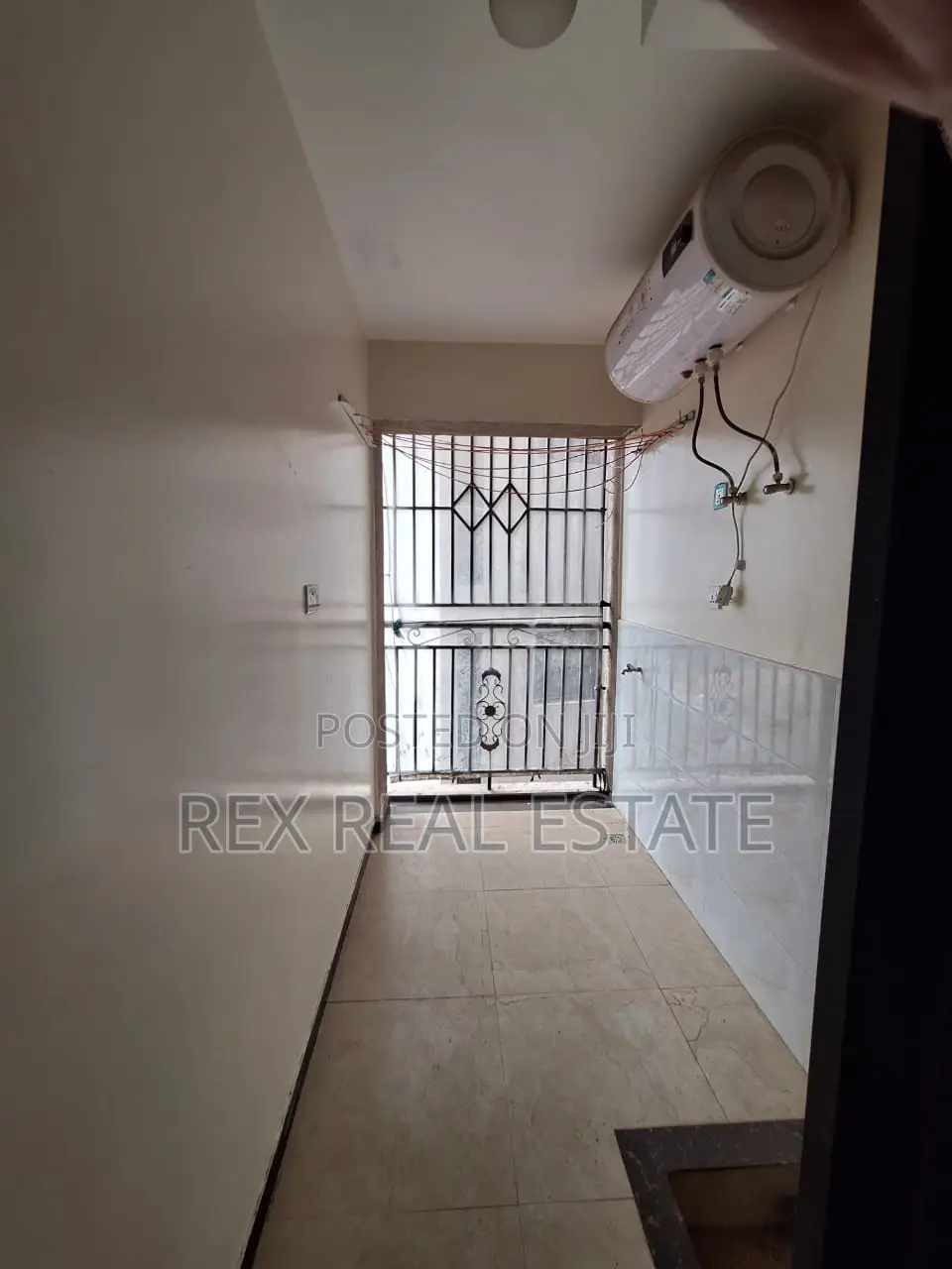 2bdrm Apartment in Marcus Garvey Road,, Hurlingham for rent