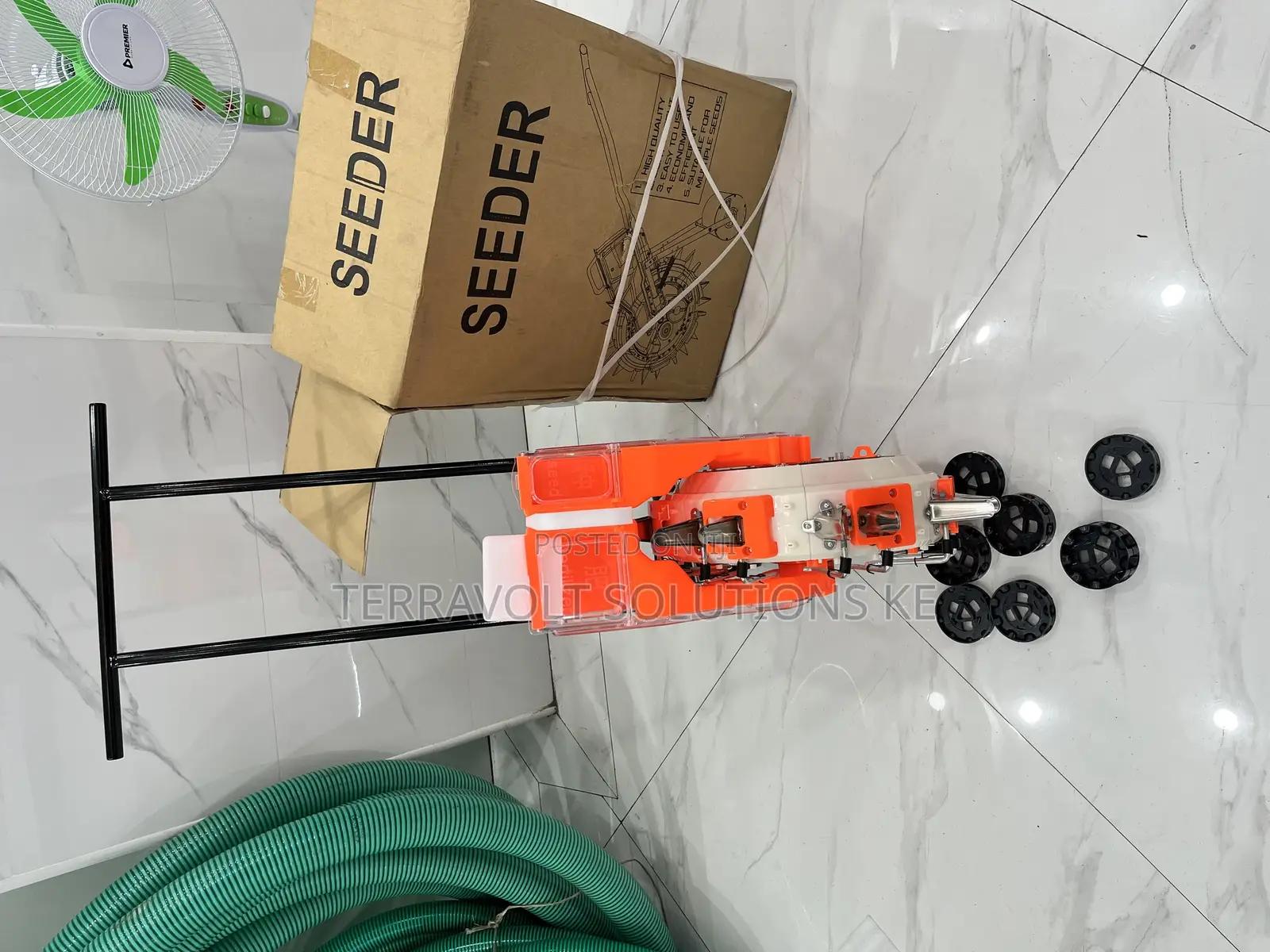 Manual Seed Planter(With Fertilizer and Seed Pocket)