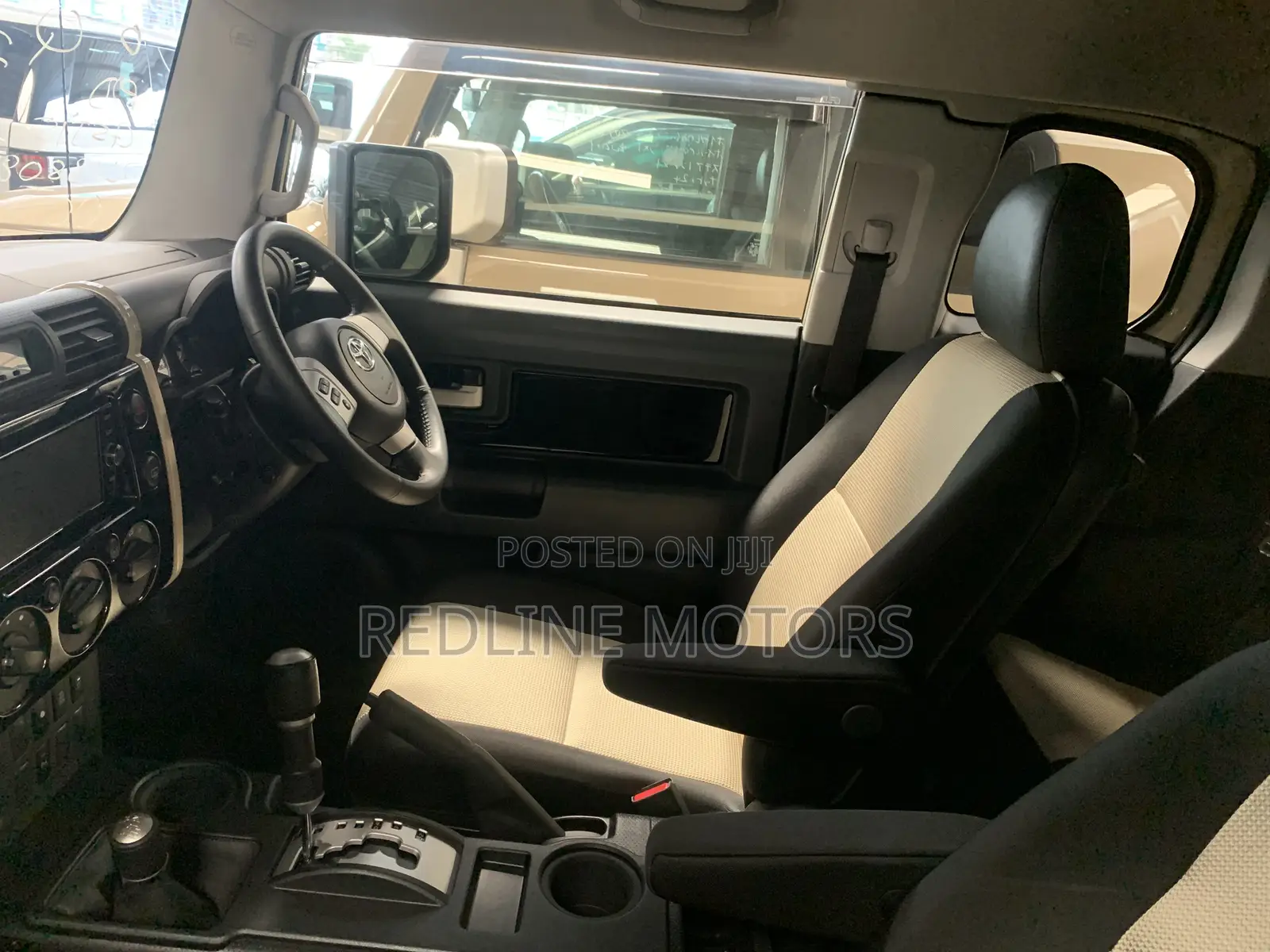 Toyota FJ Cruiser 2018 Beige