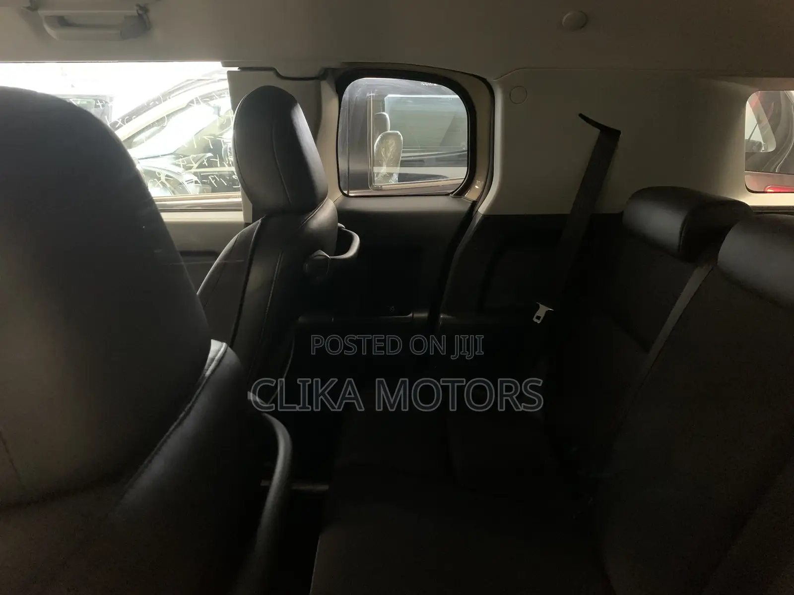 Toyota FJ Cruiser 2018 Brown