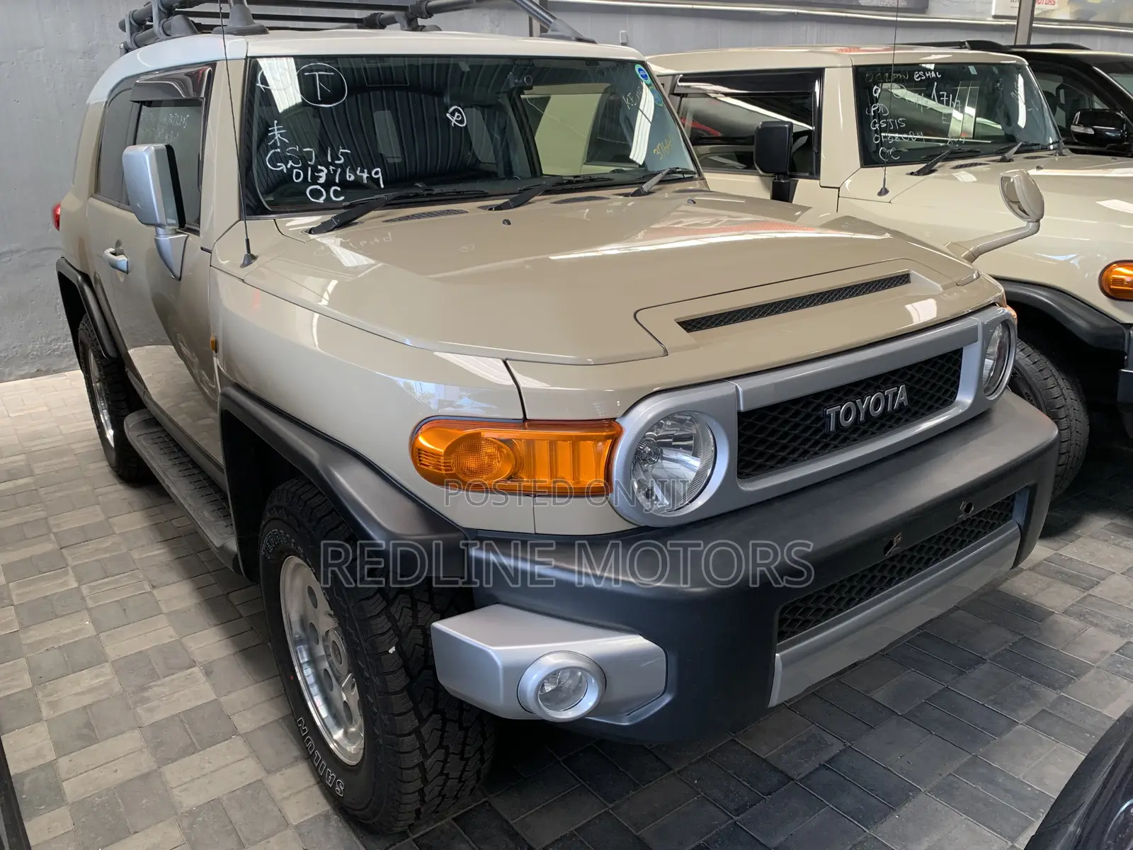 Toyota FJ Cruiser 2018 Brown