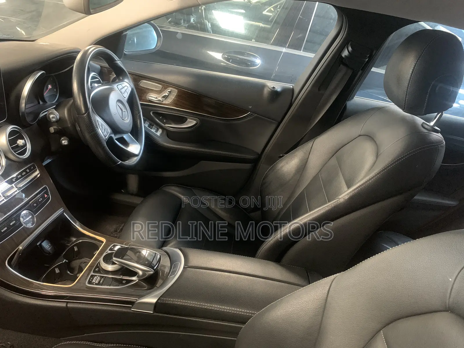 Mercedes-Benz C200 2018 Blue
