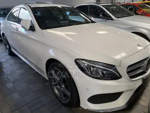 Mercedes-Benz C220 Base 2018 White