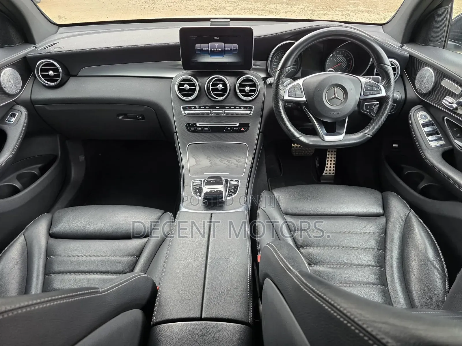 Mercedes-Benz GLC-Class 2019 White