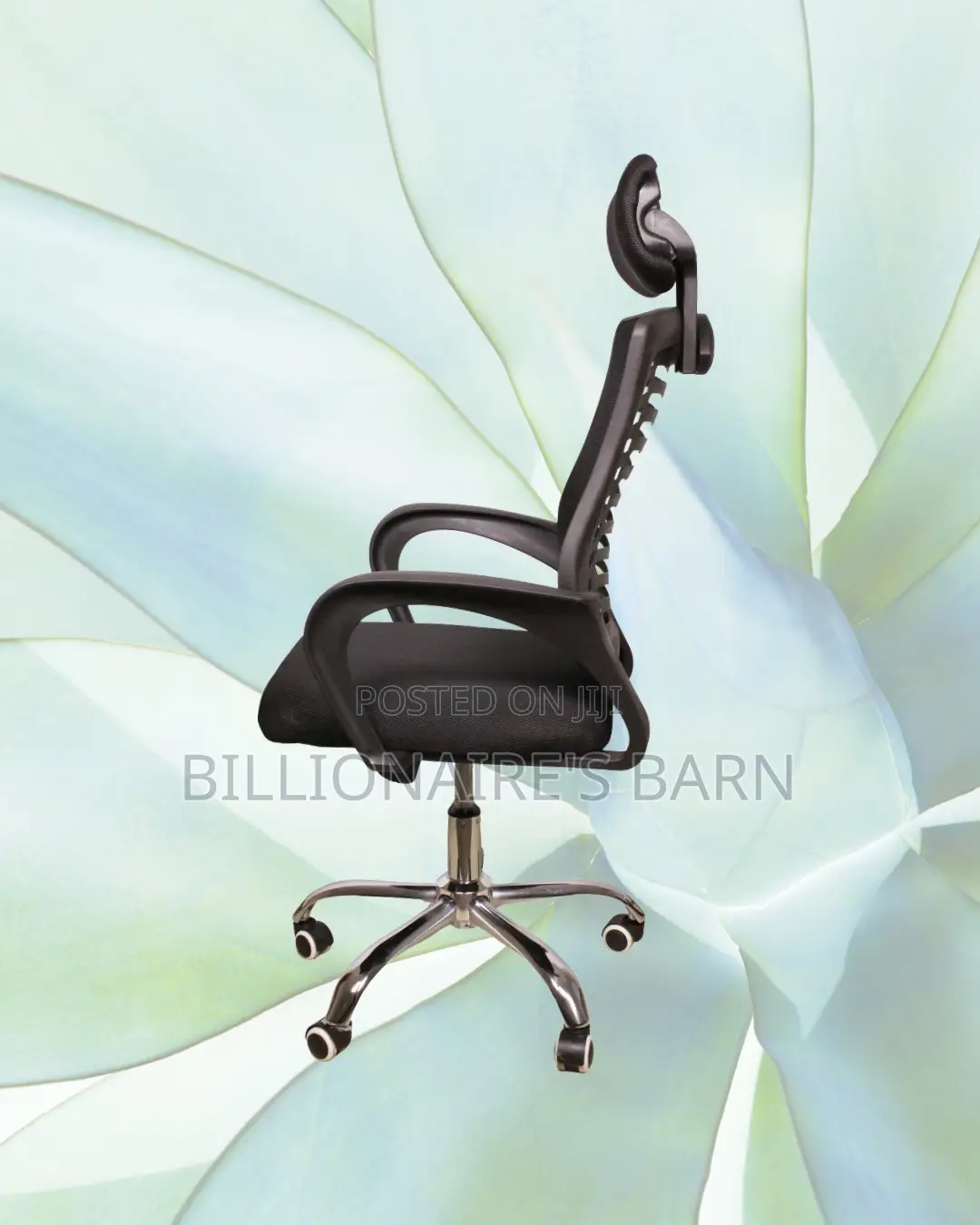 Modern Secretarial Mesh Chair — Breathable in Hot Weather