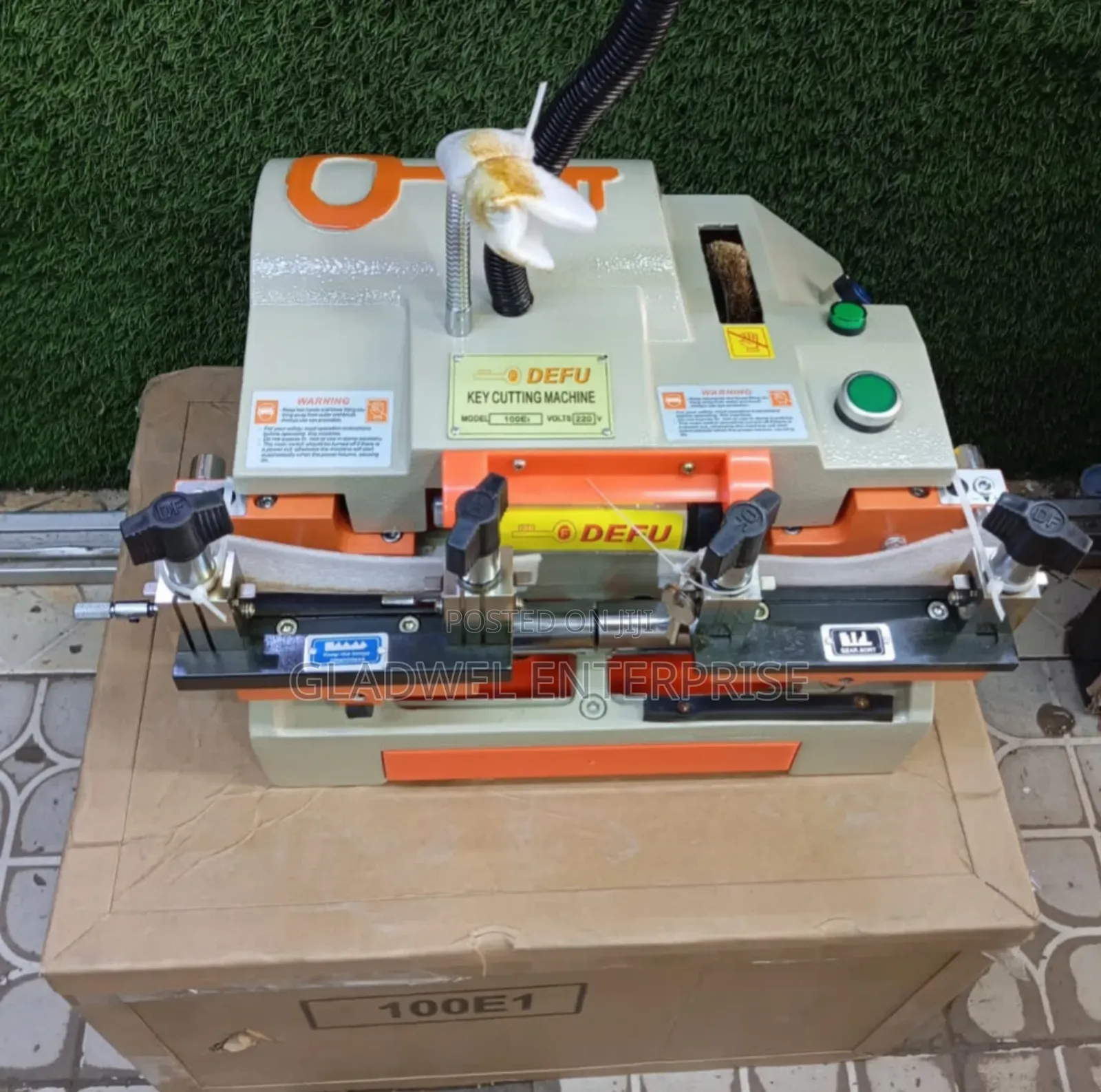 Key Cutting Machine Defu 100e1