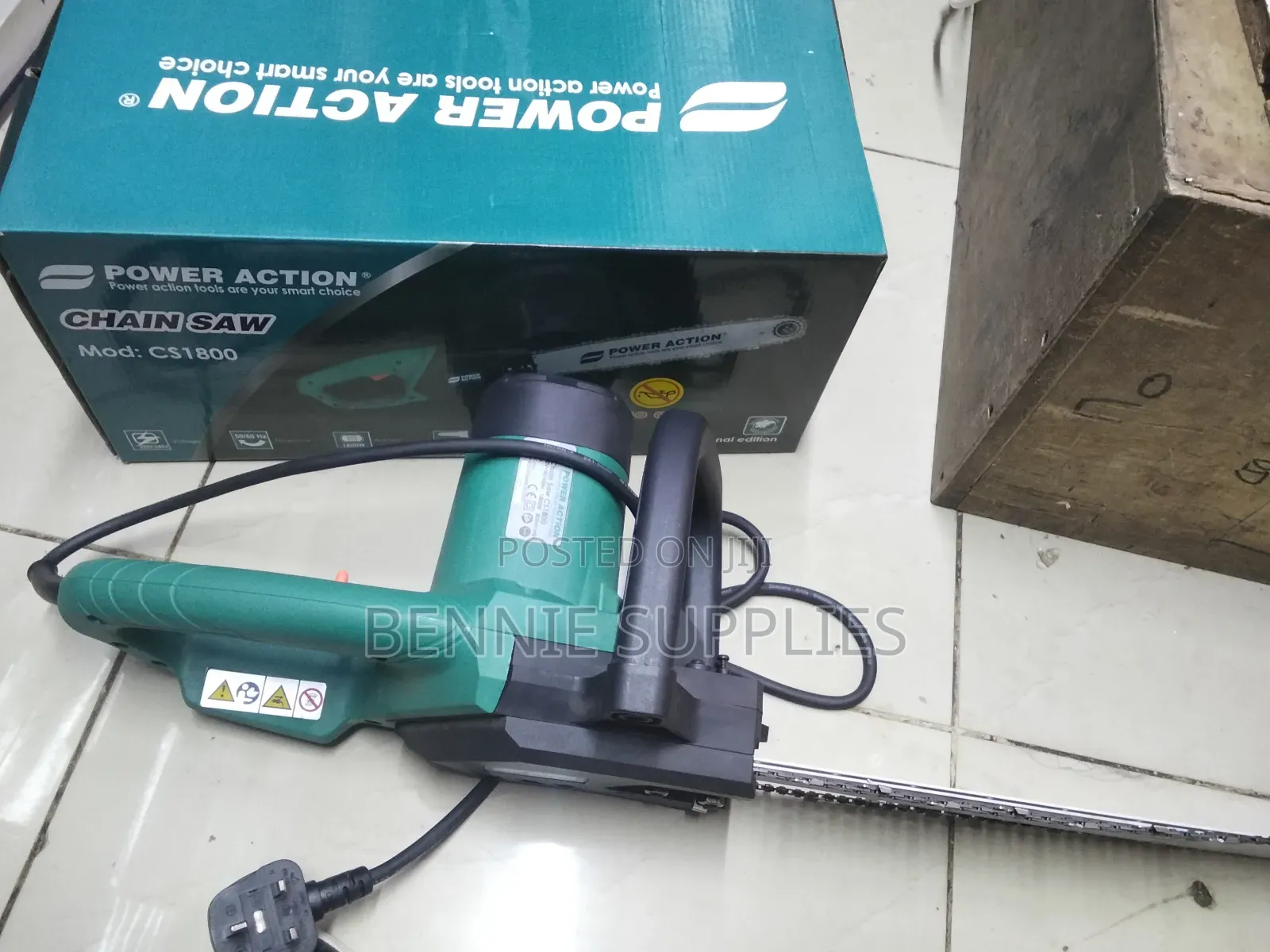 Power Action Chain Saw / Available Power Action Chain Saw