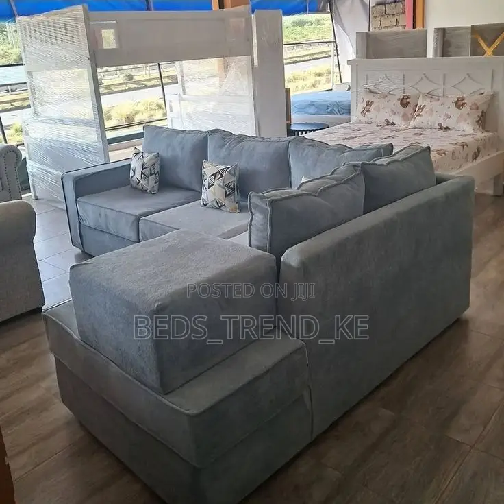 Trending Smart 6 Seater L Seat + a Puff