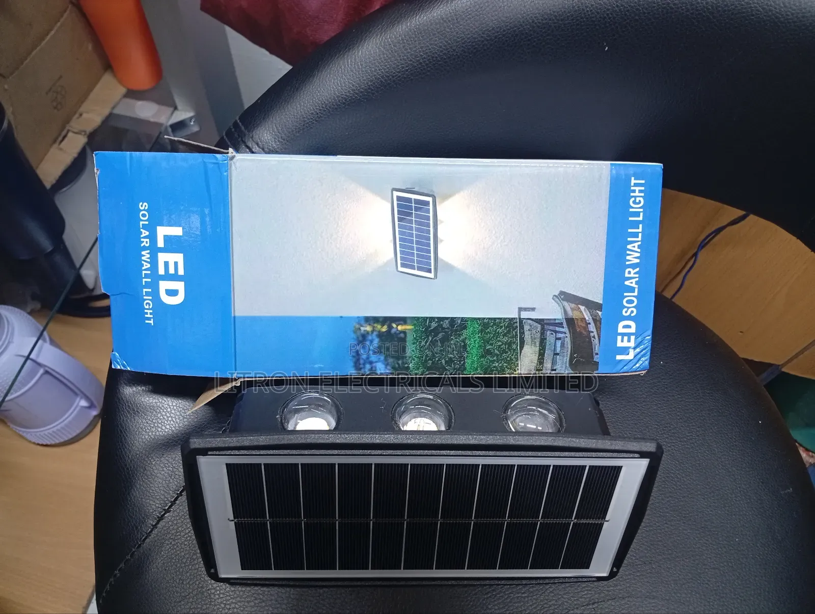 Solar Wall Light