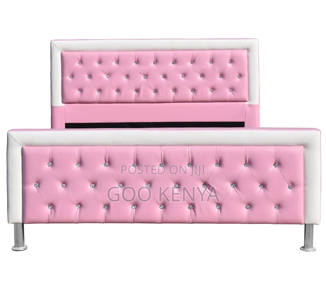 Home Bed; Mahogany Finish Super Size Wooden Bed With Leather Headboard