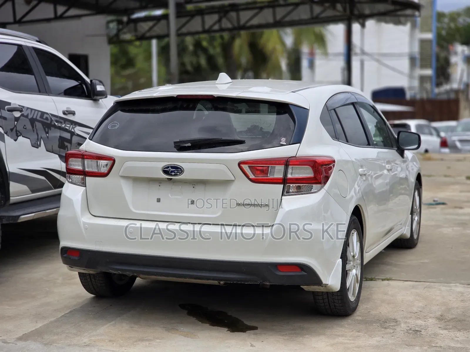 Subaru Impreza 2.0i Premium AWD Hatchback 2019 White
