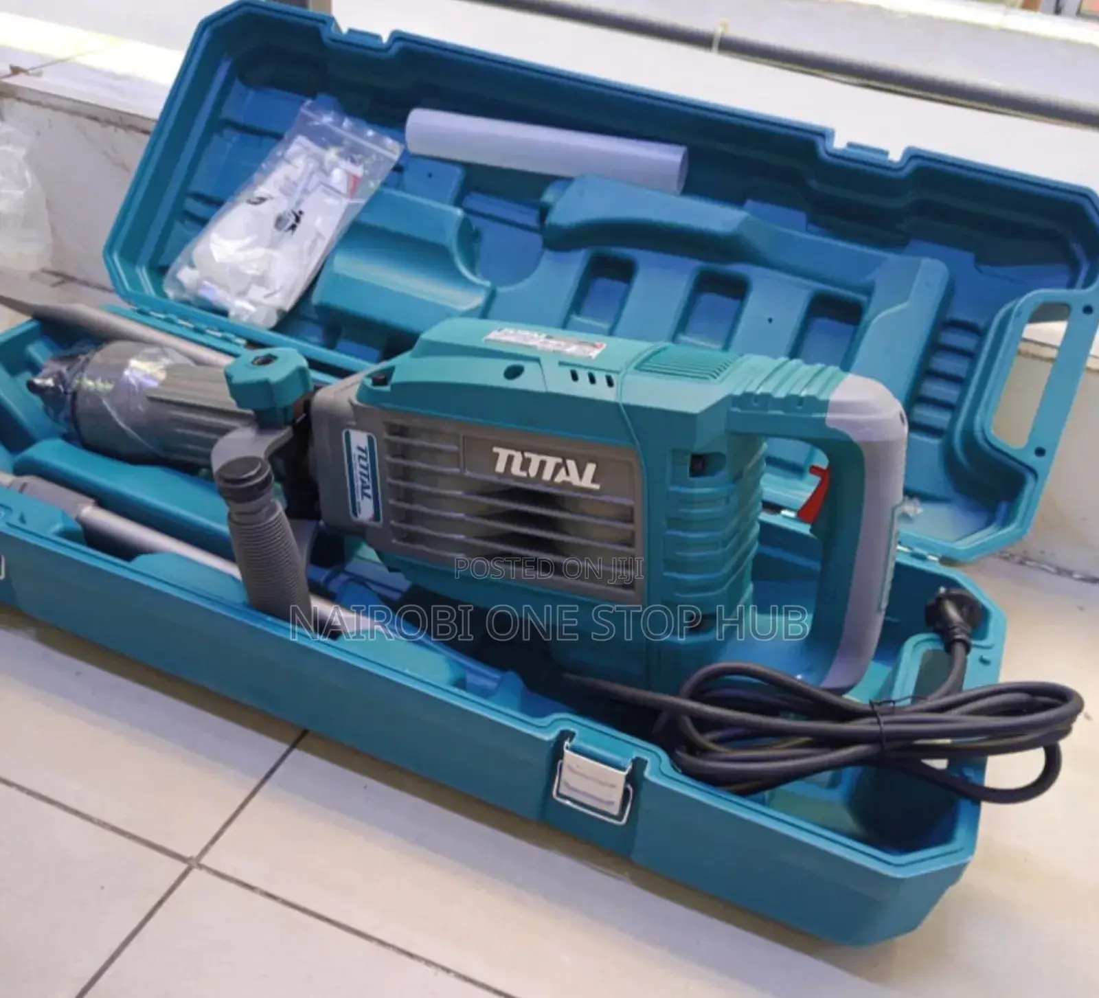 Total Demolition Hammer