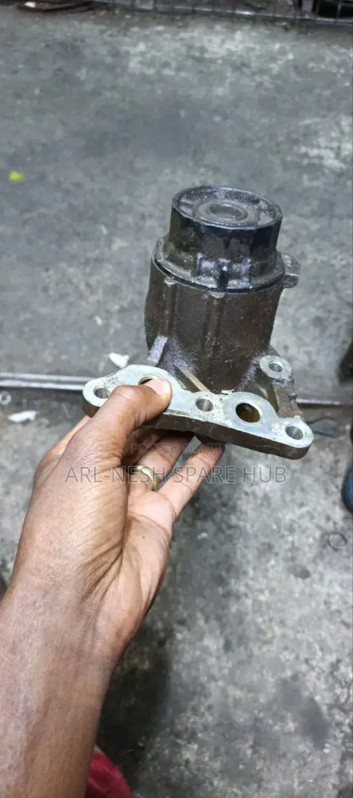 Toyota Premio Oil Filter Housing