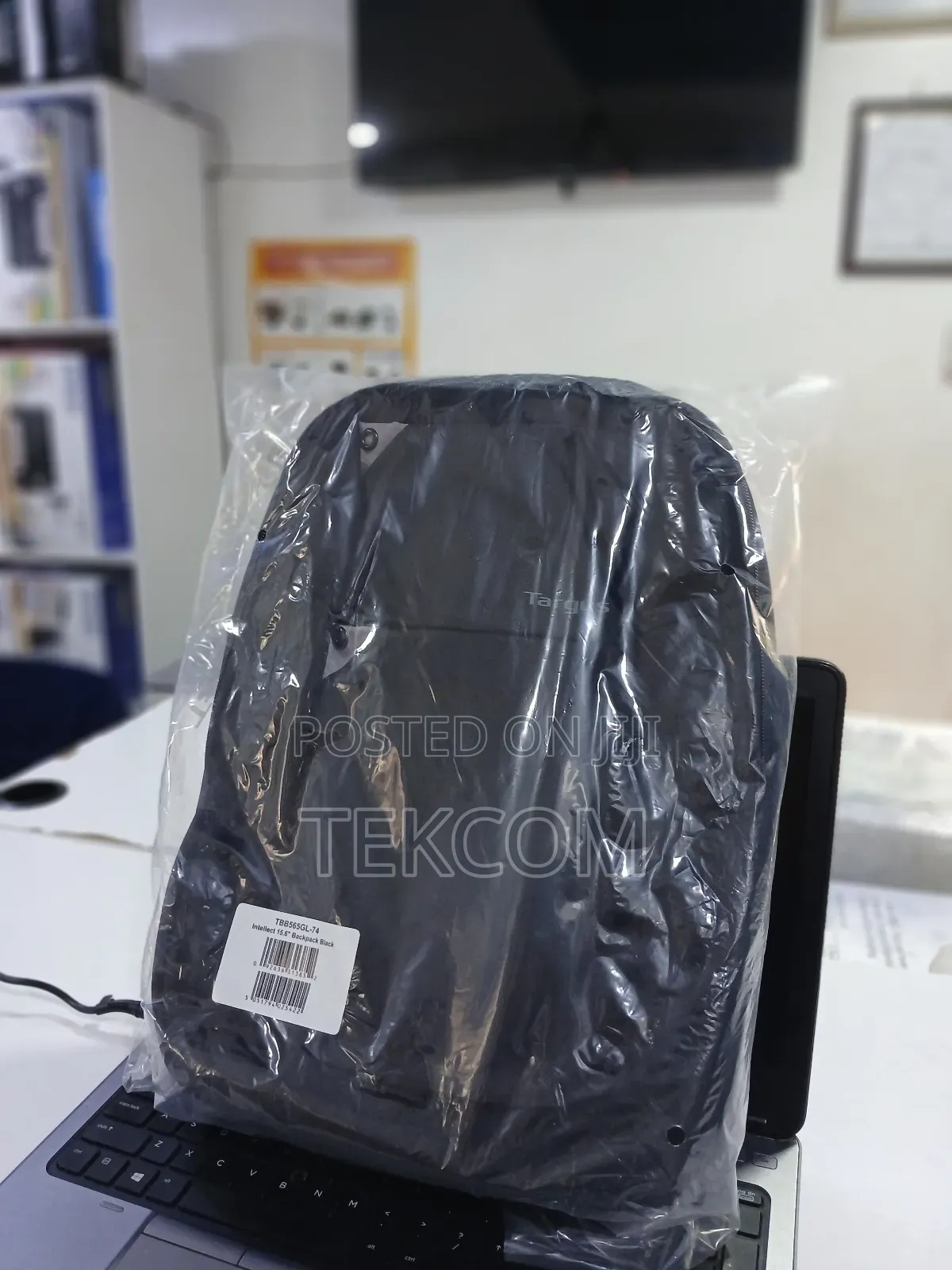Targus Intellect Fit 15.6-Inch Laptop Backpack (Tbb565gl)