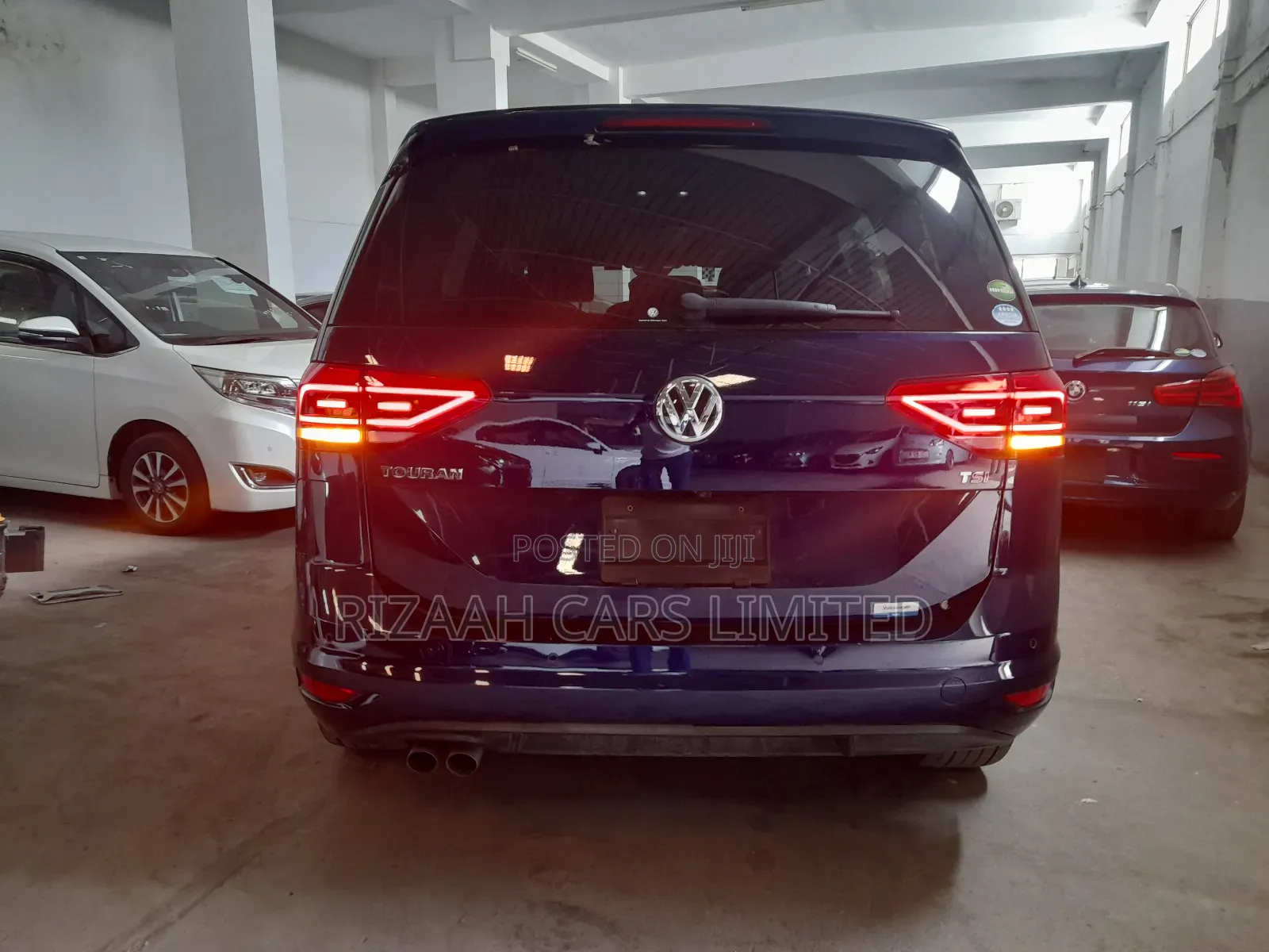 Volkswagen Touran 2018 Blue