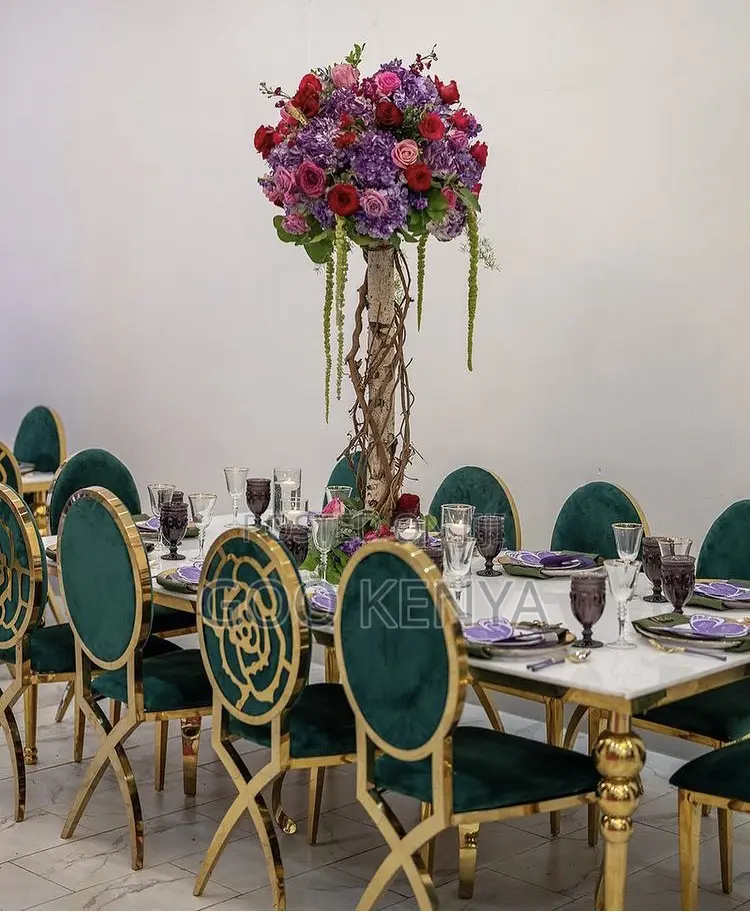 Outdoor Event Chair; Round Back Leather Chair With Golden X Legs