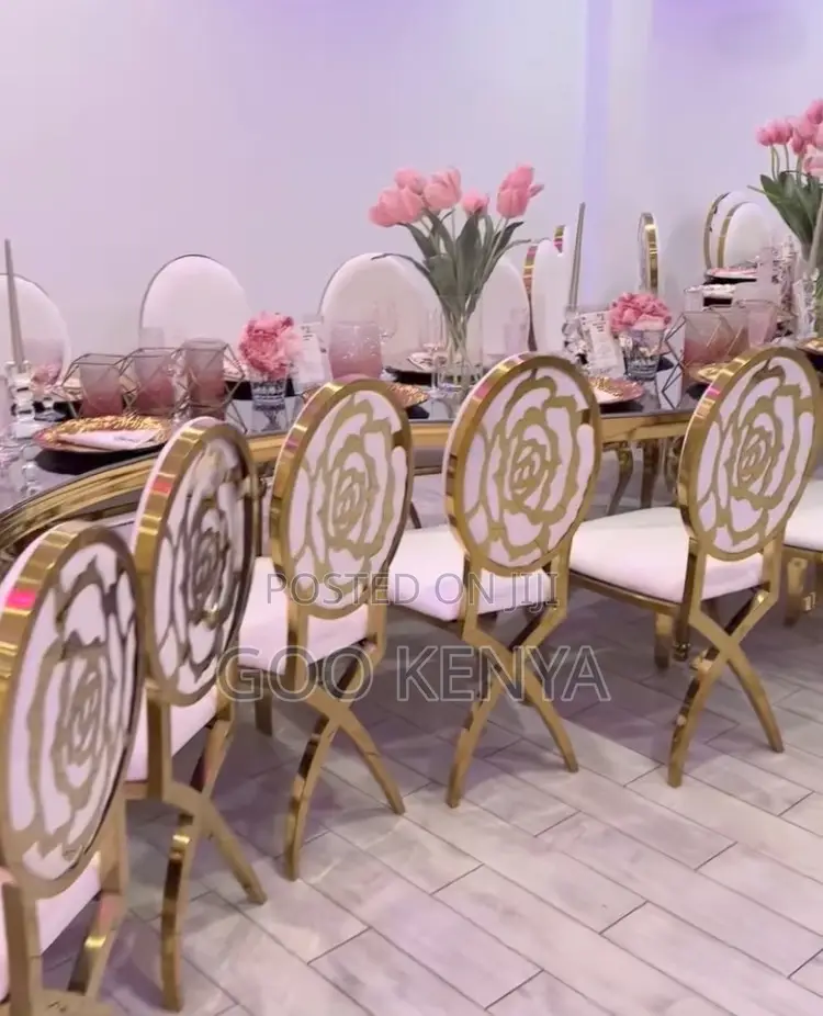 Outdoor Event Chair; Round Back Leather Chair With Golden X Legs