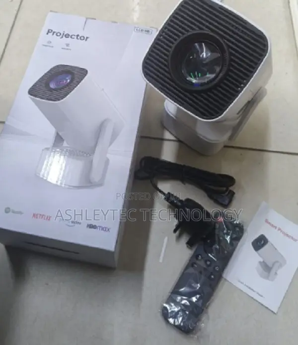 Top Quality Mini Portable 1080p Led Projector With Built-in Speaker