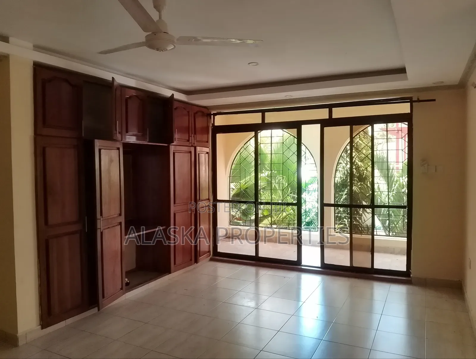 4bdrm Maisonette in Beach Road Estate, Nyali for rent