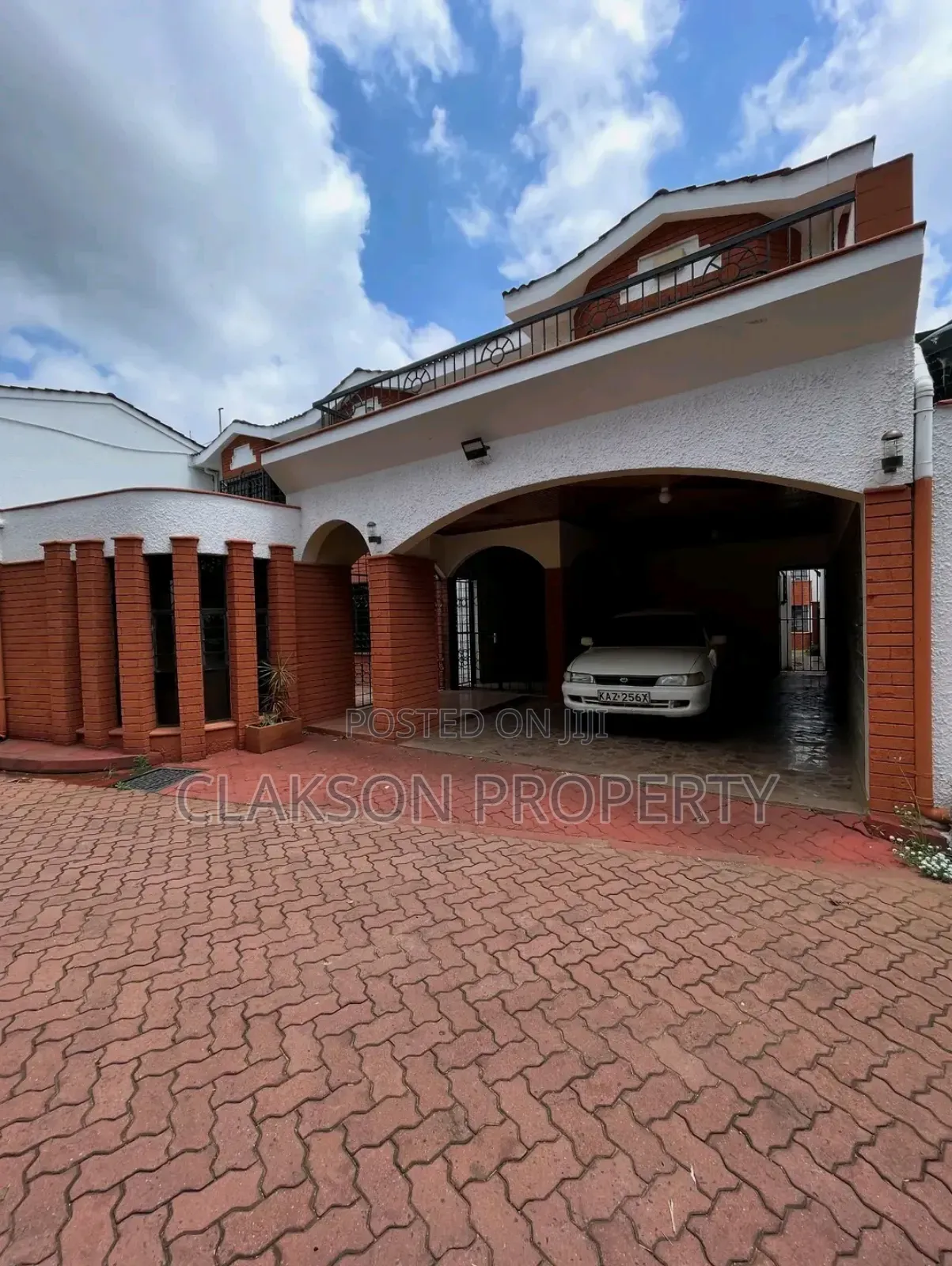 4bdrm Townhouse / Terrace in Lavington, Kilimani for rent