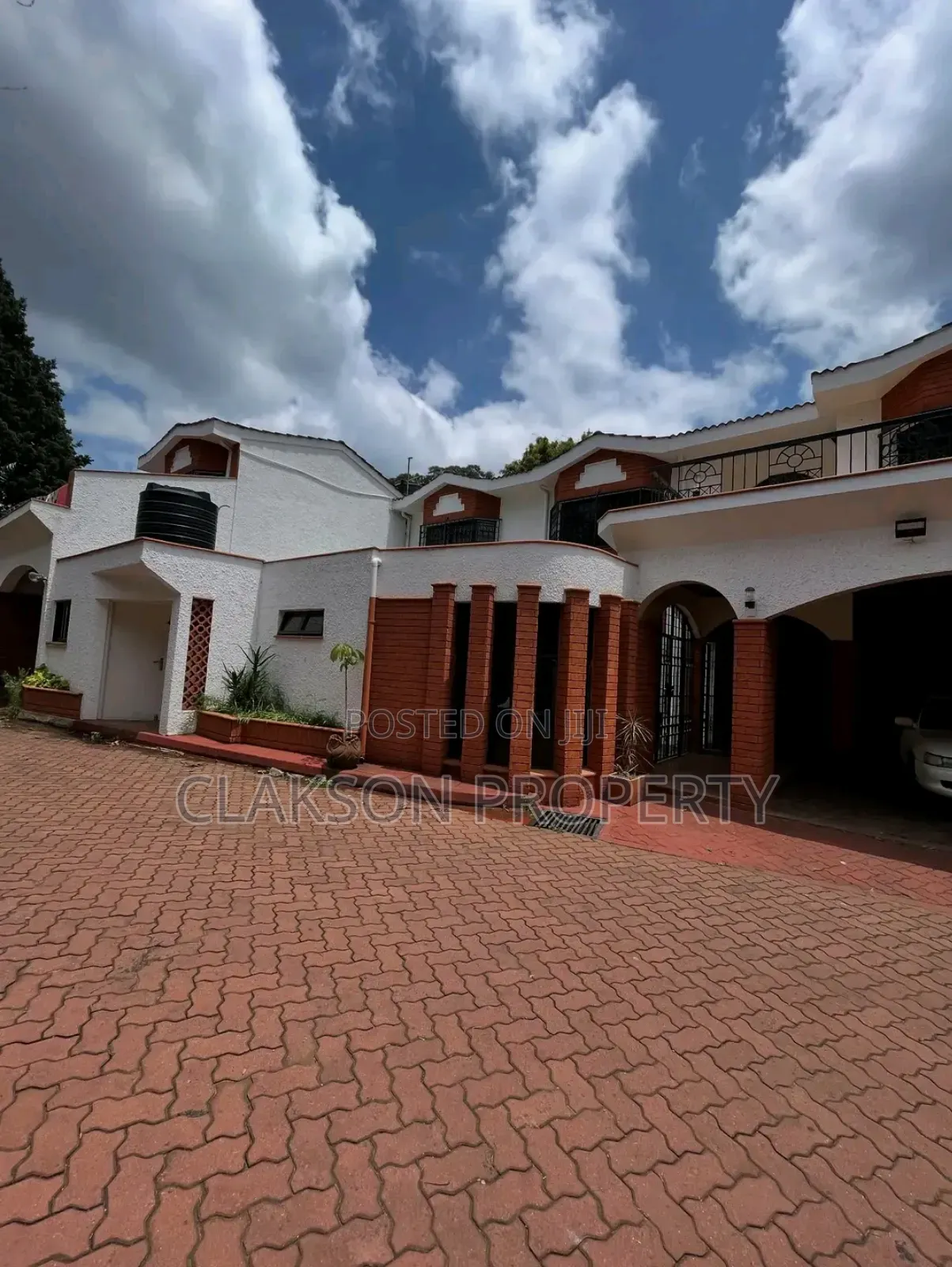 4bdrm Townhouse / Terrace in Lavington, Kilimani for rent