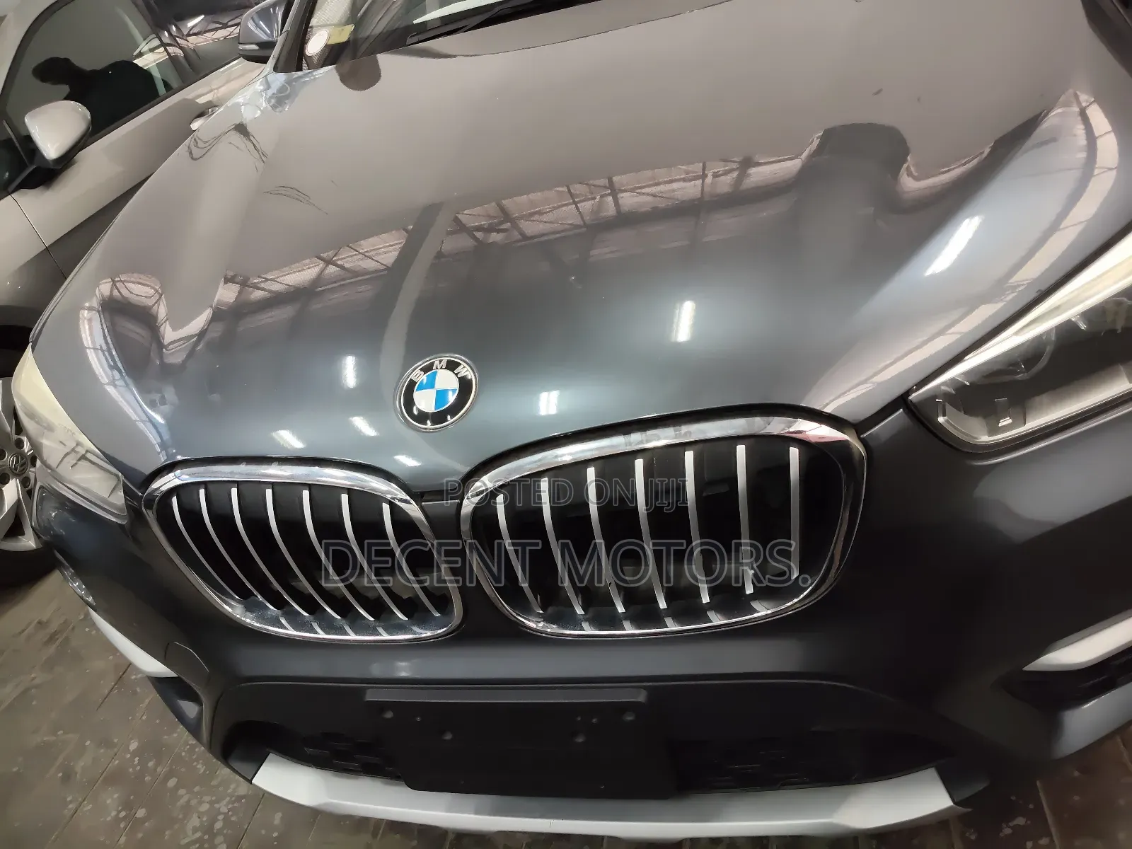 BMW X1 sDrive28i FWD 2018 Gray