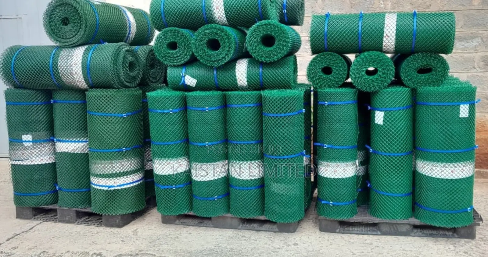 Chicken Plastic Wire Mesh 25mtrs By Mtr