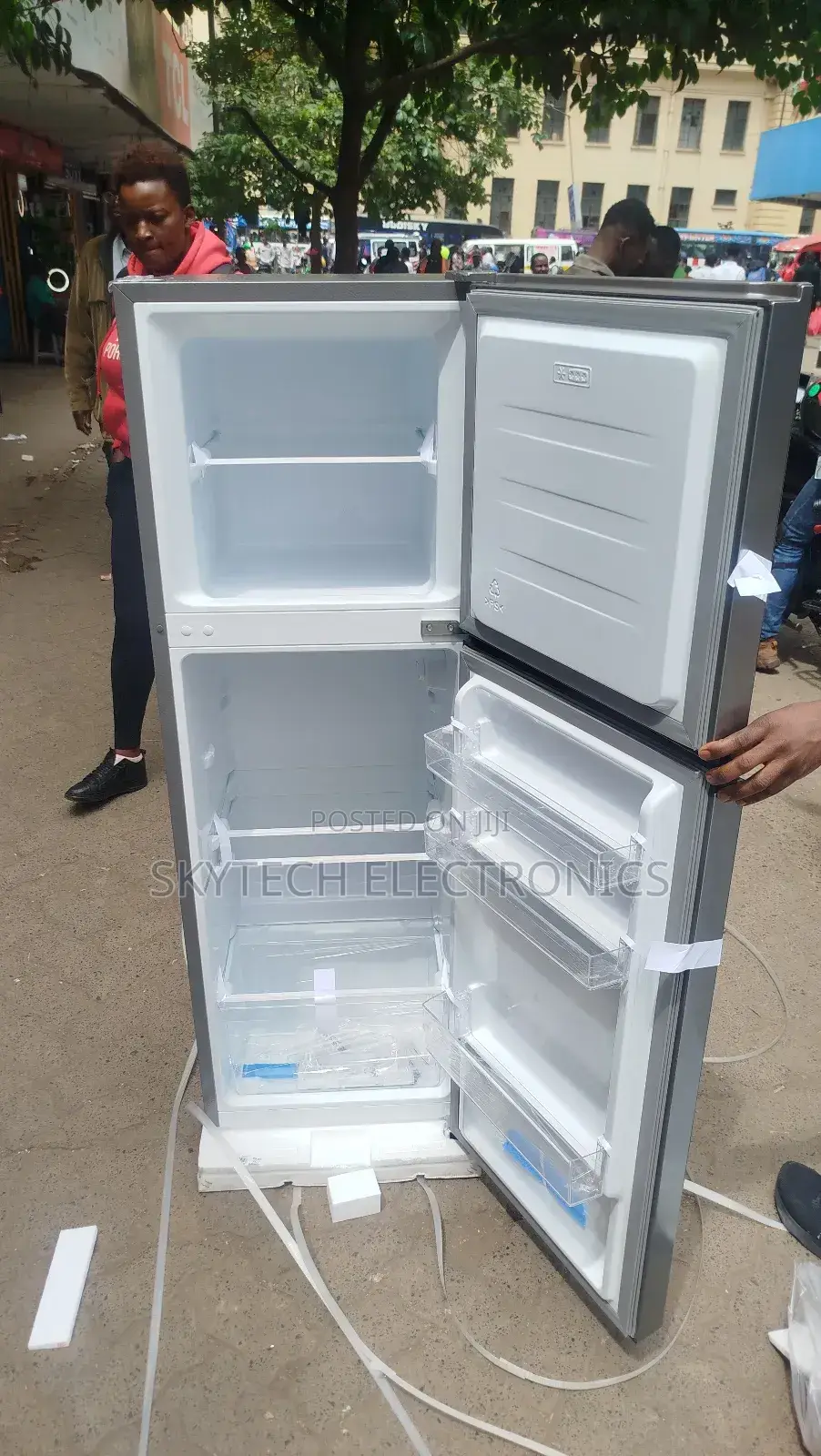 Hisense Fridge 154litres Double Door