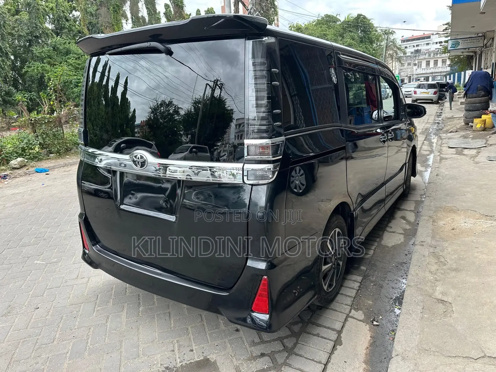 Toyota Voxy 2018 Black