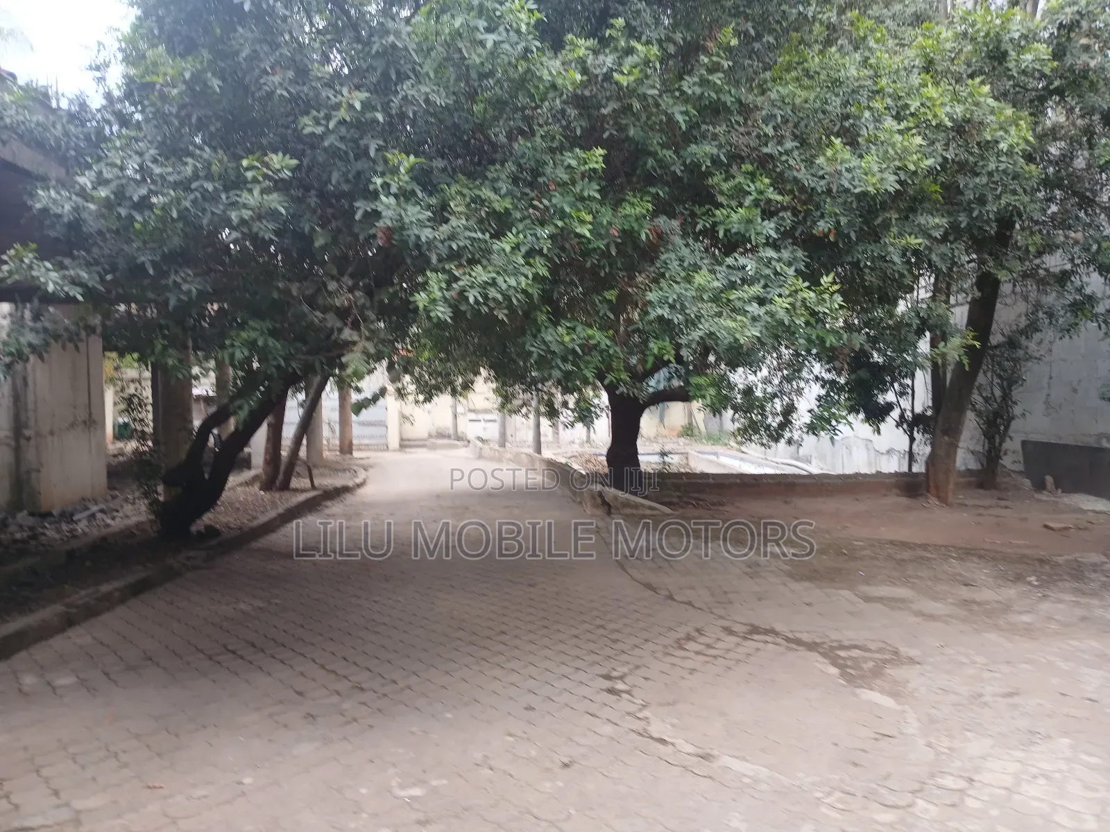 1acre of a Land Suitable for J.V. (Joint Venture) Ratio 30:70