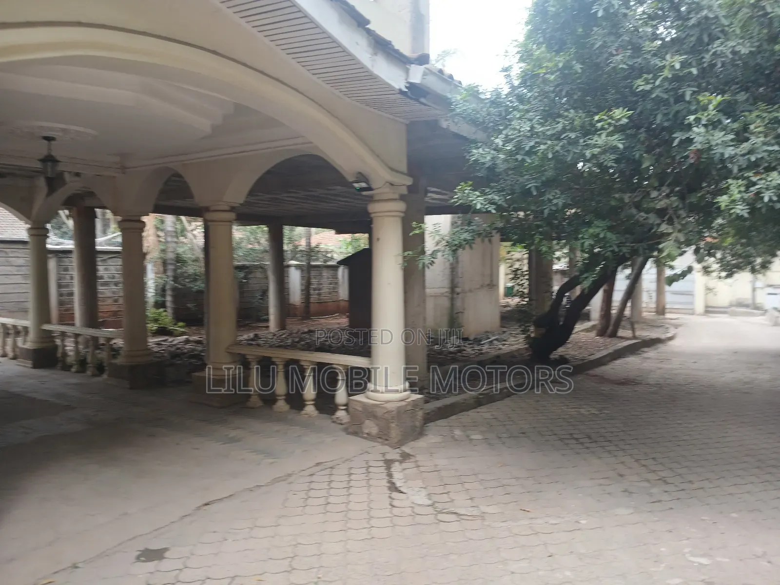 1acre of a Land Suitable for J.V. (Joint Venture) Ratio 30:70