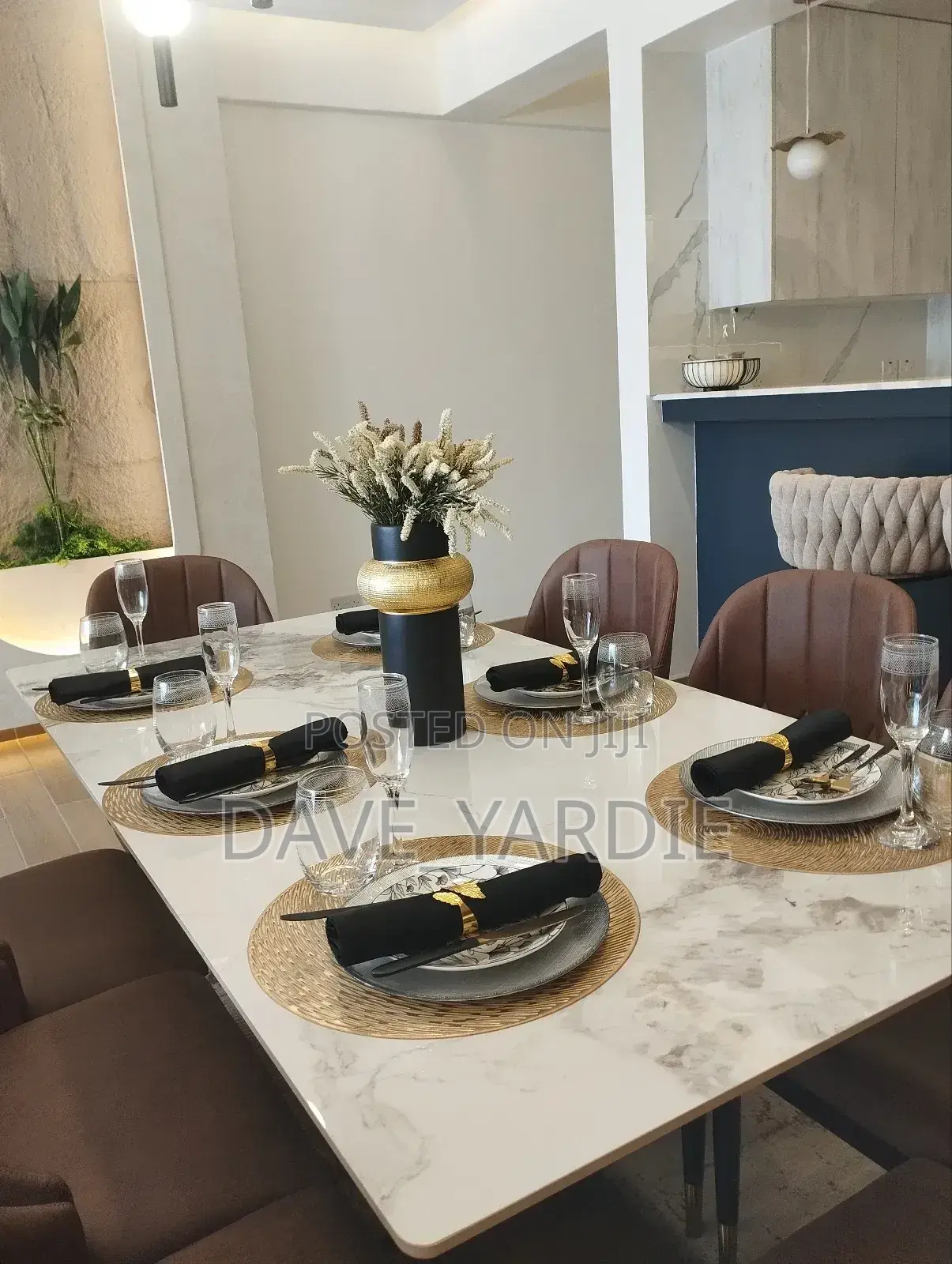 4bdrm Apartment in Parklands/Highridge for sale