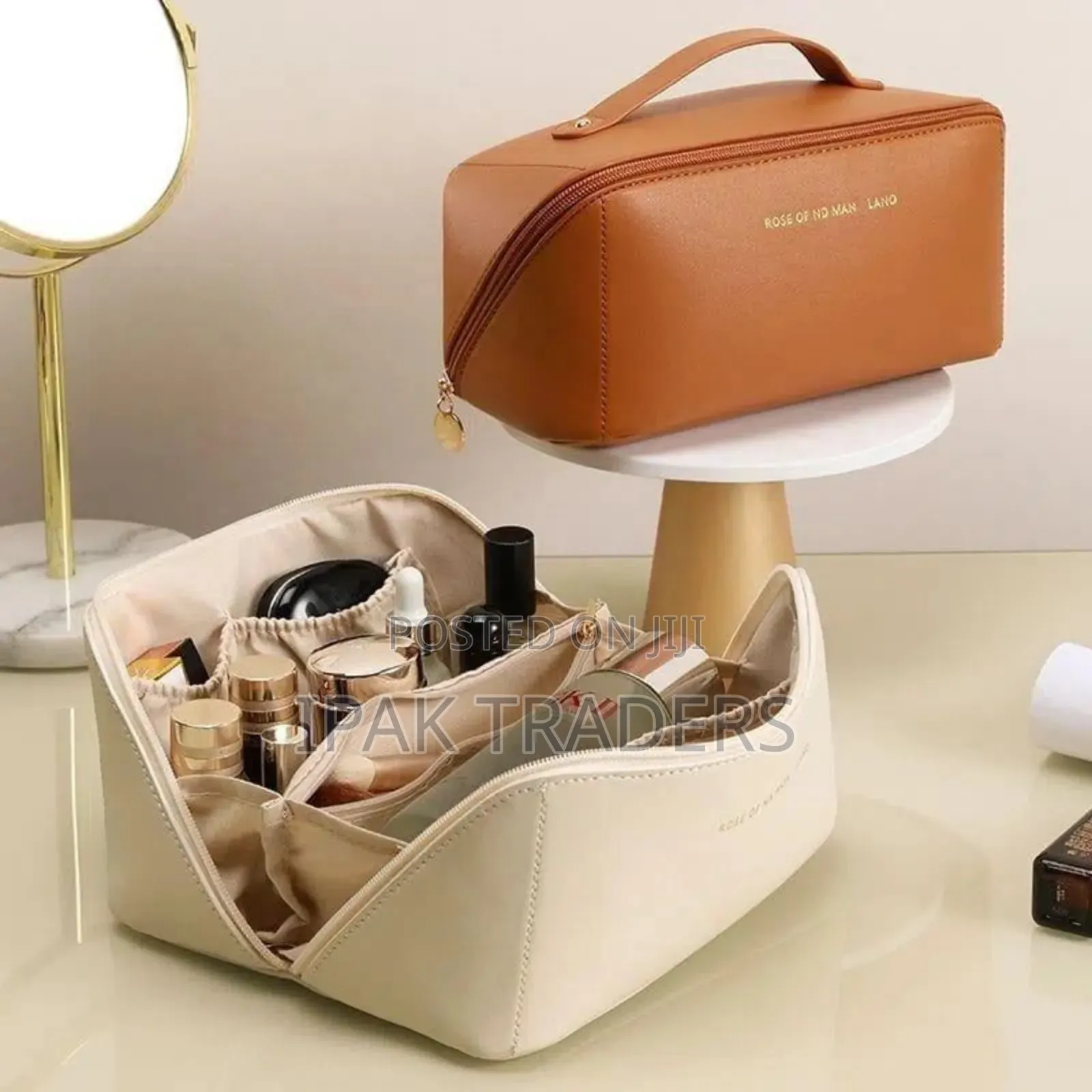 *Multifunctional Waterproof Large Cosmetic Bag Travel Bag