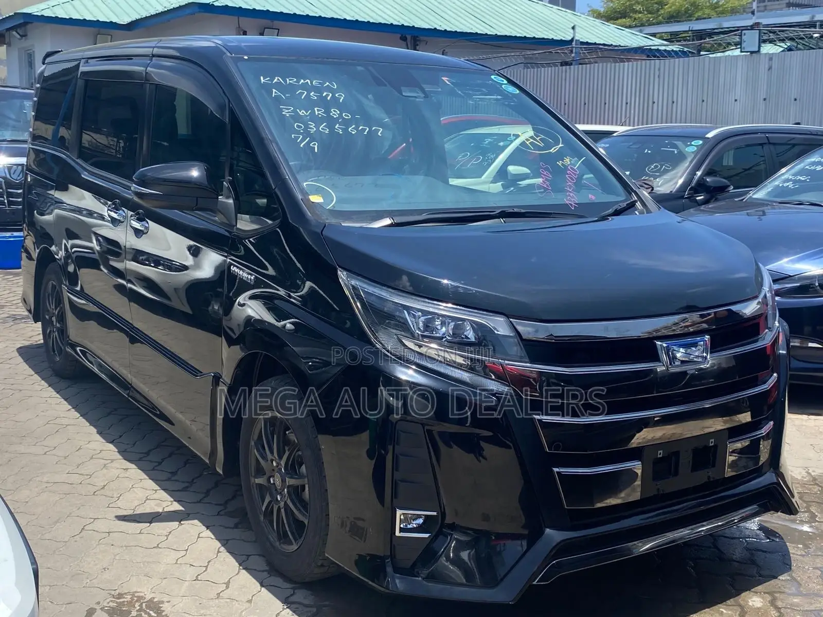 Toyota Noah 2018 Black