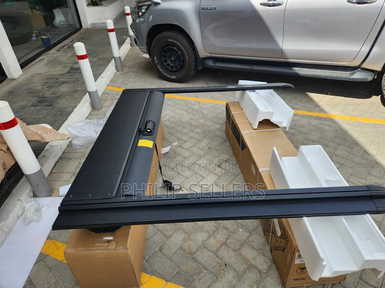 /T8 2012-2022 Aluminum Roller Shutter With Locking Mechanism.
