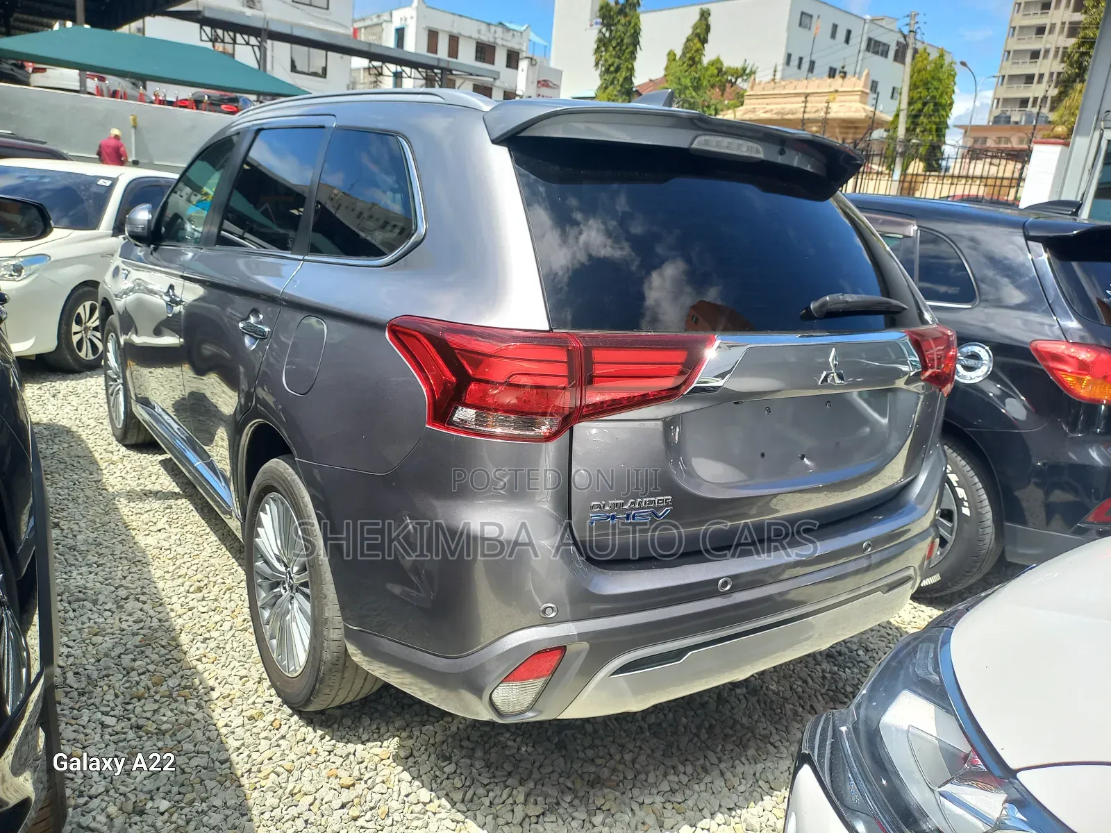 Mitsubishi Outlander 2.4 PHEV AWD 2019 Gray